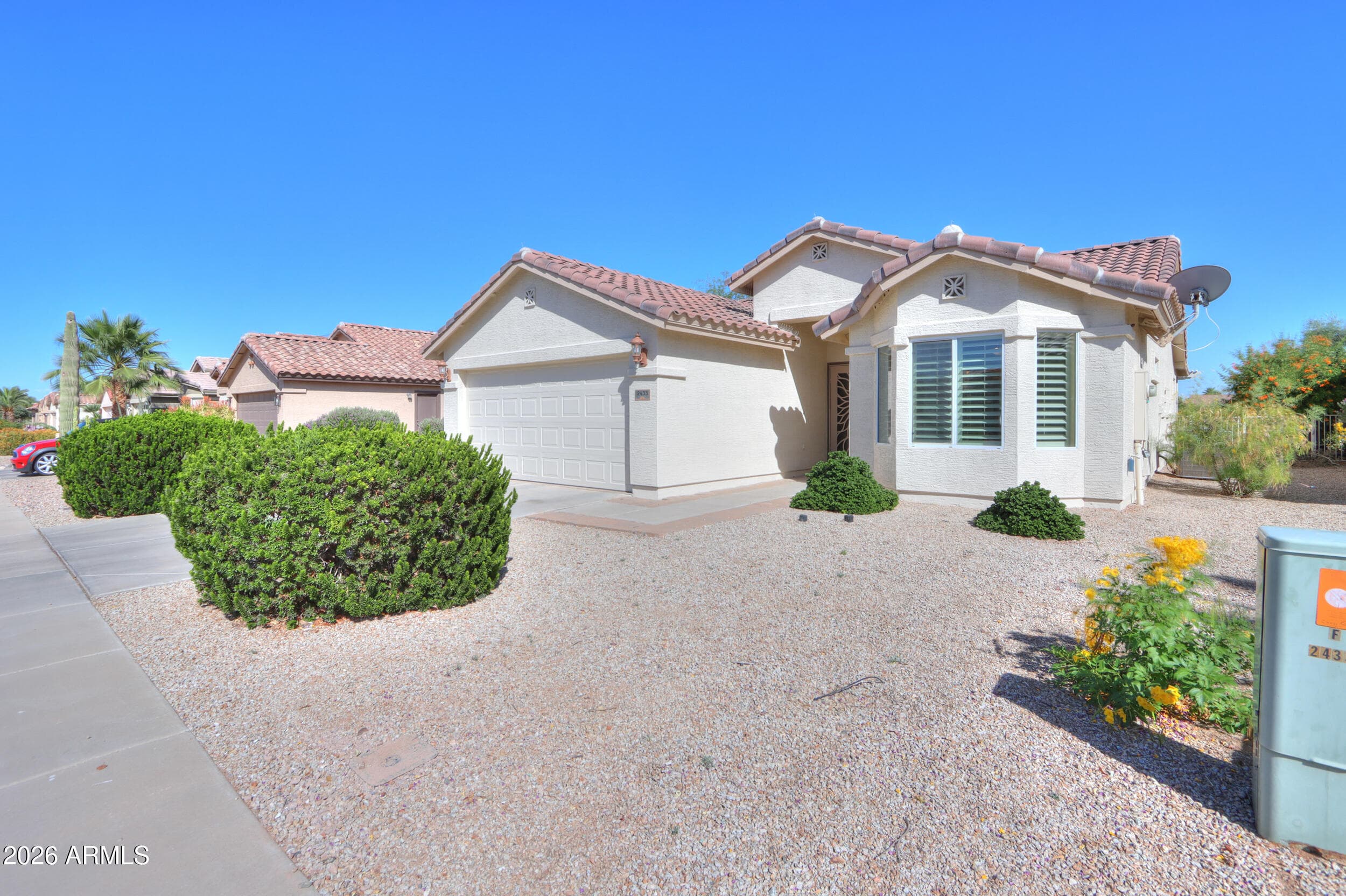 2433 E HANCOCK TRAIL - Photo 3