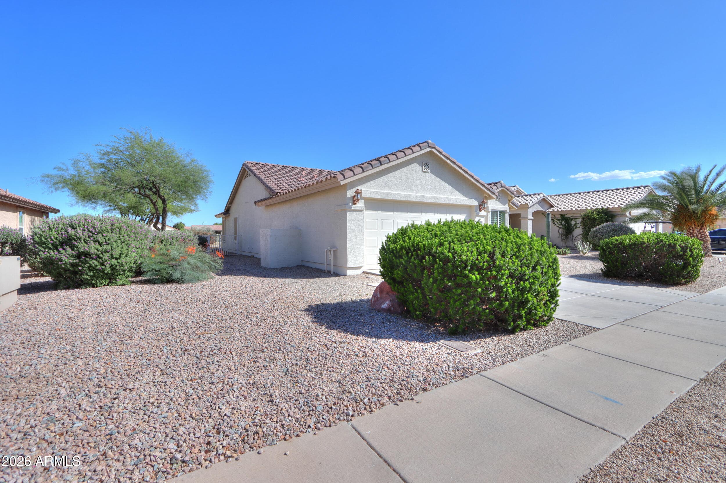 2433 E HANCOCK TRAIL - Photo 4