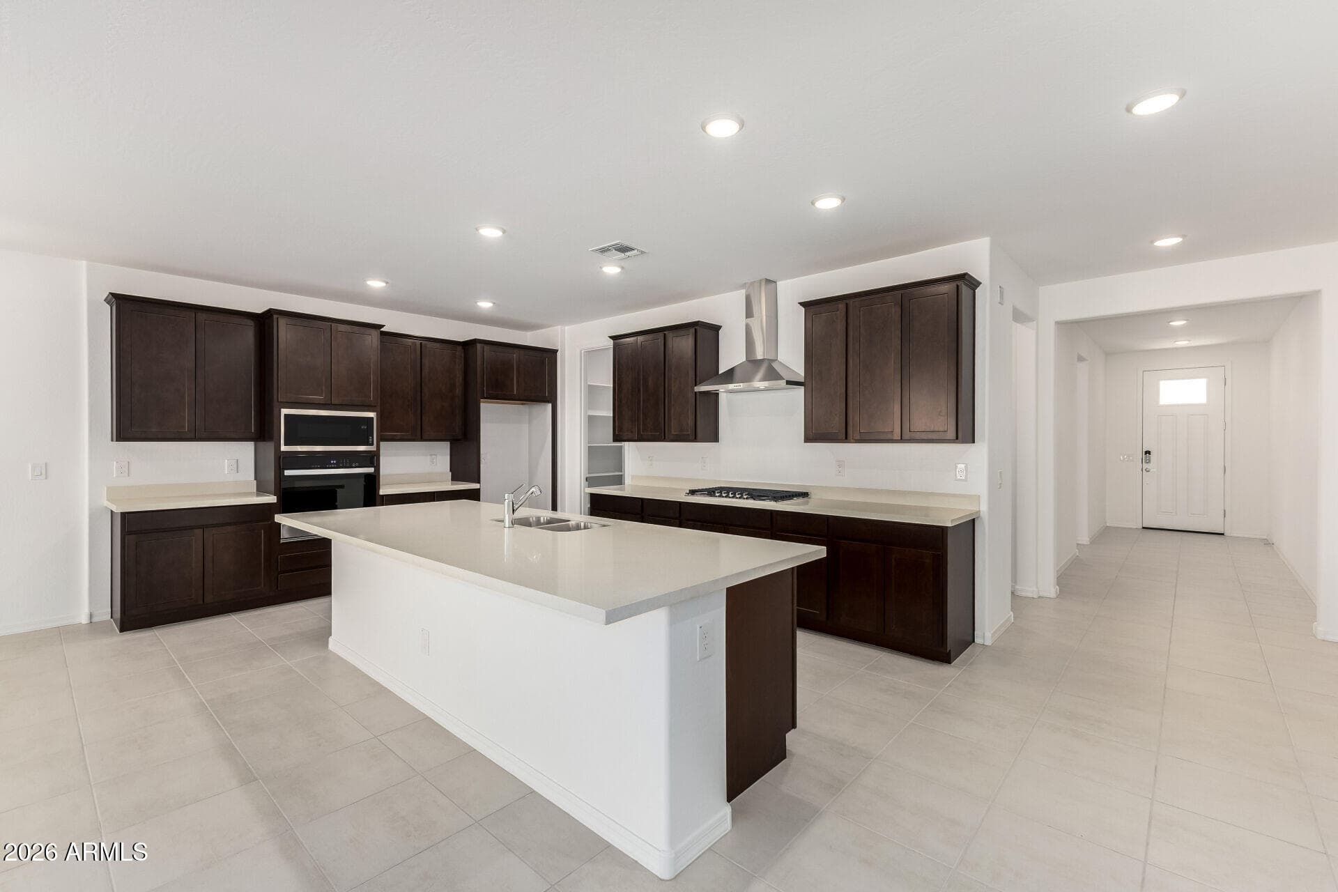 18588 W Tohono Dr — photo 2