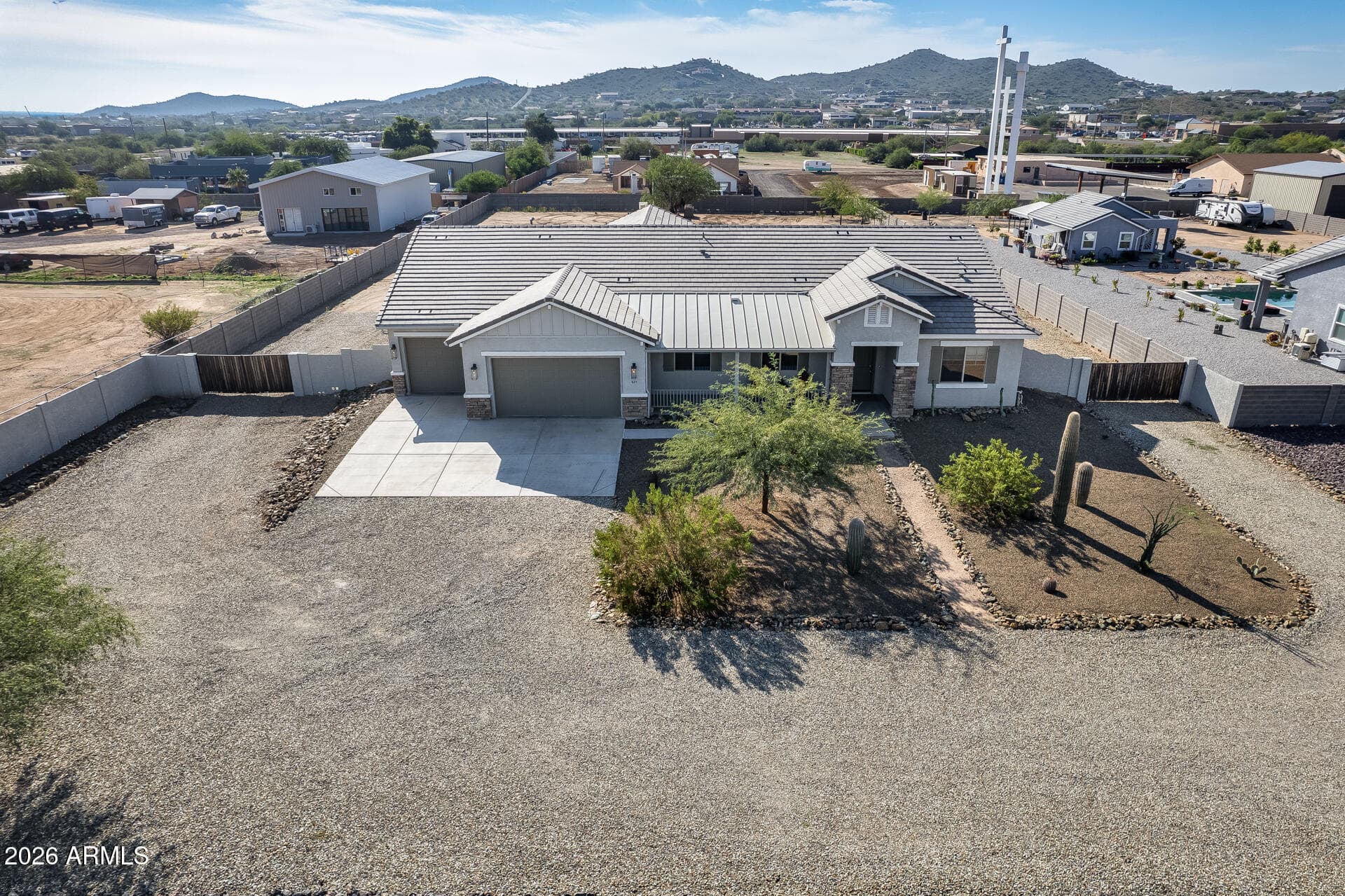 825 E PERDIDO WAY - Photo 2