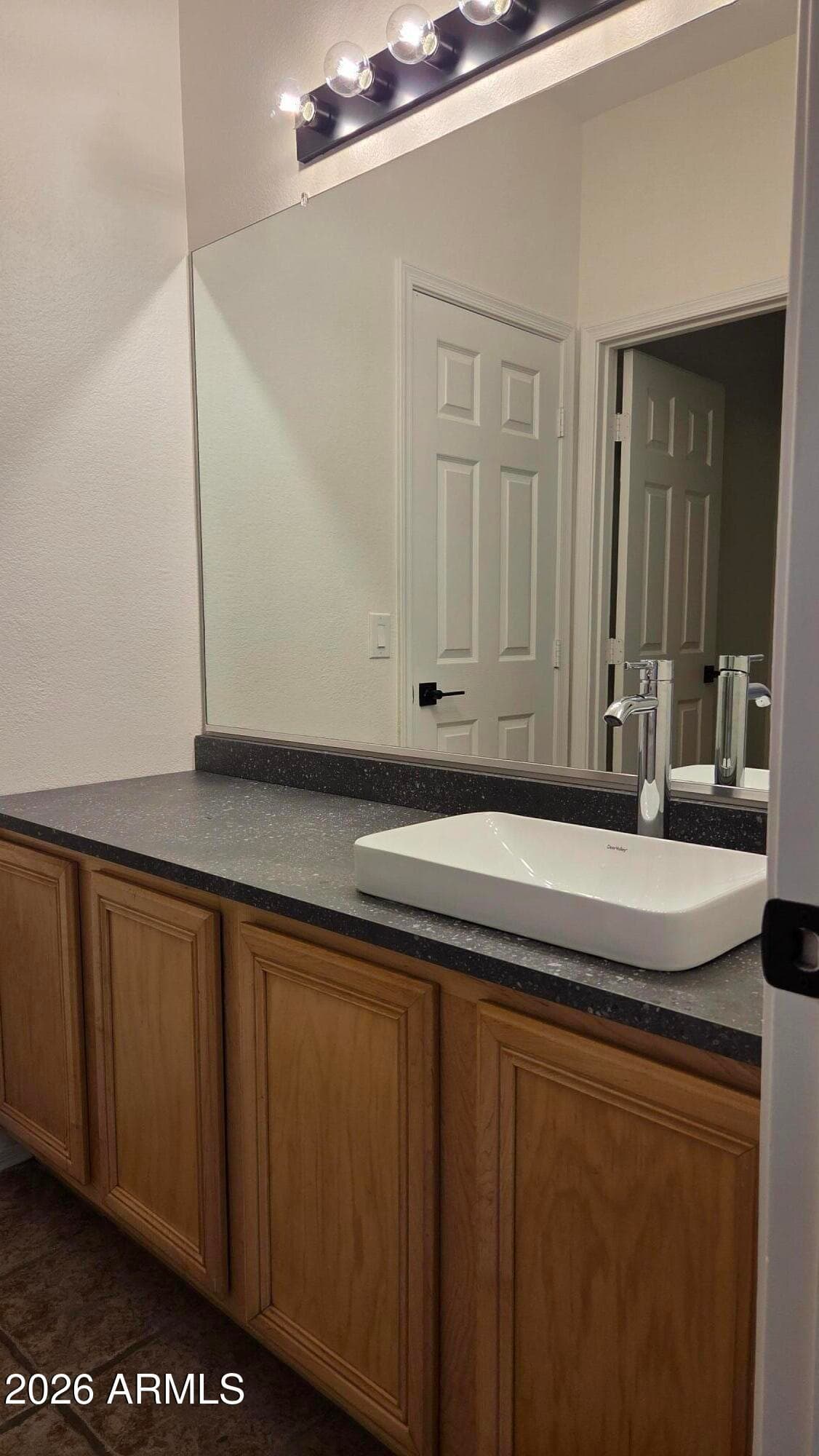 14168 W FAIRMOUNT AVE - Photo 28