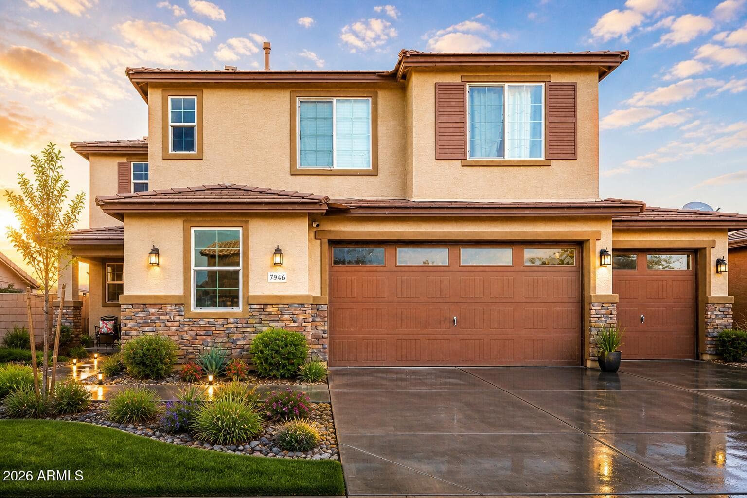 7946 W Encinas Ln — photo 1