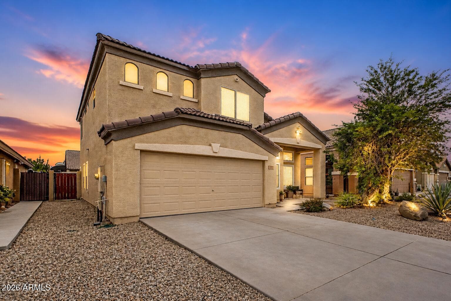 1921 W VINEYARD PLAINS DR - Photo 1
