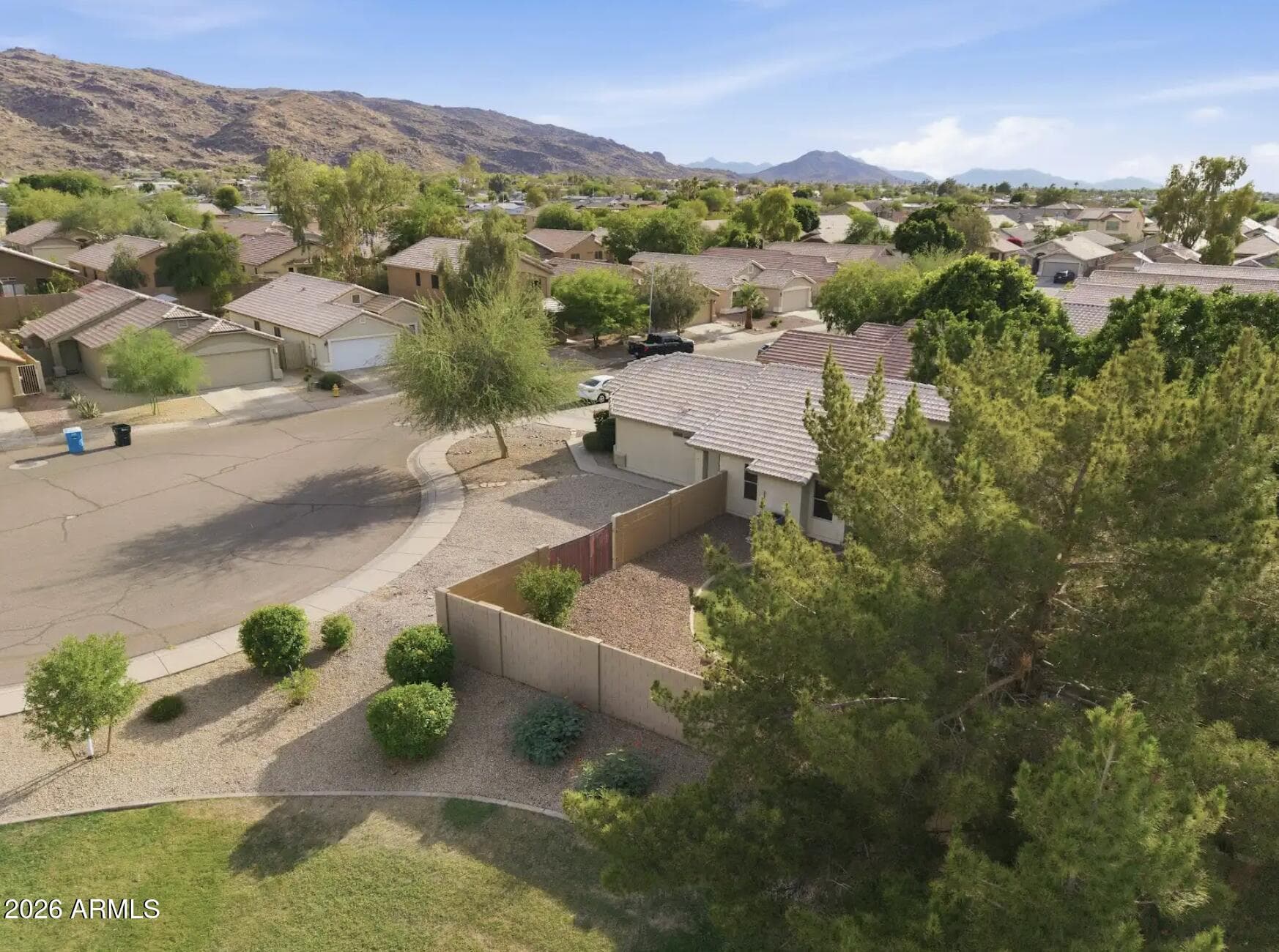 2628 E Beverly Rd — photo 26