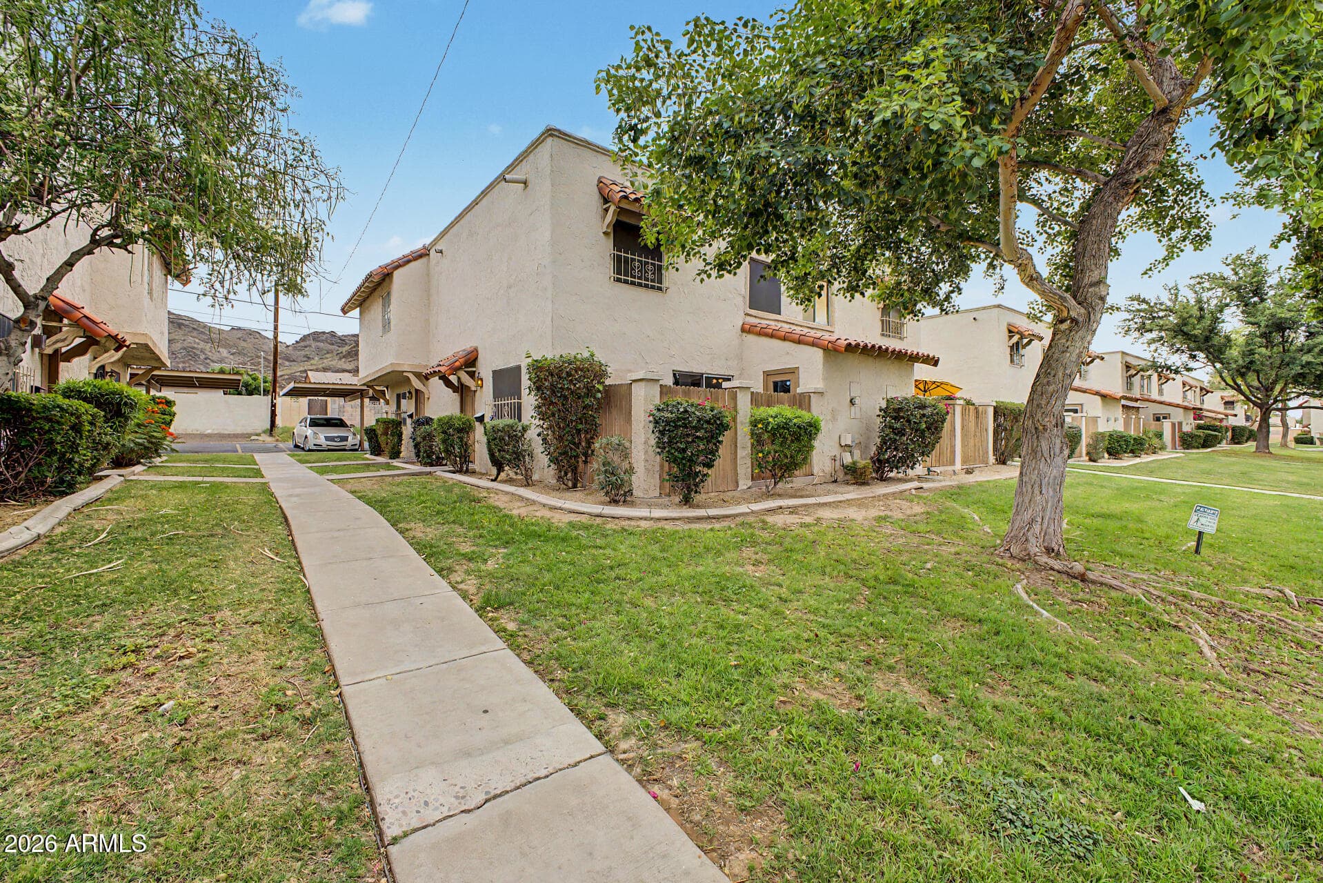 8841 N 12th Pl — photo 1