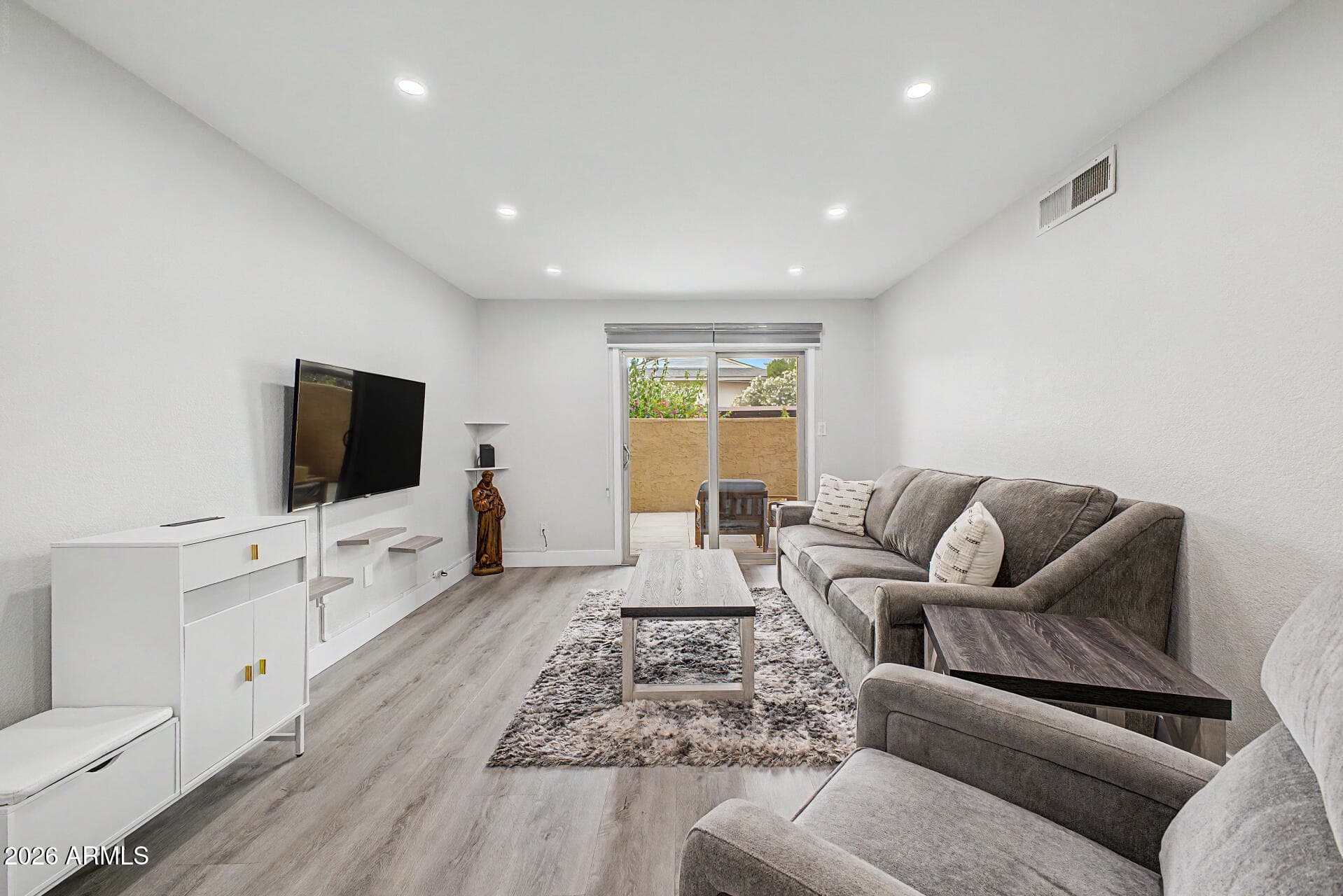 5877 N GRANITE REEF RD - Photo 4