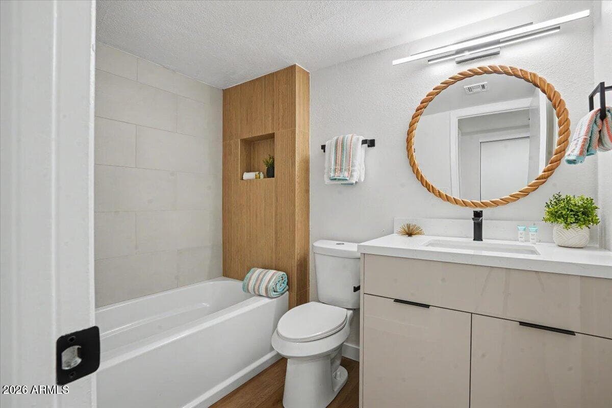 1432 W Emerald Ave 751 — photo 2
