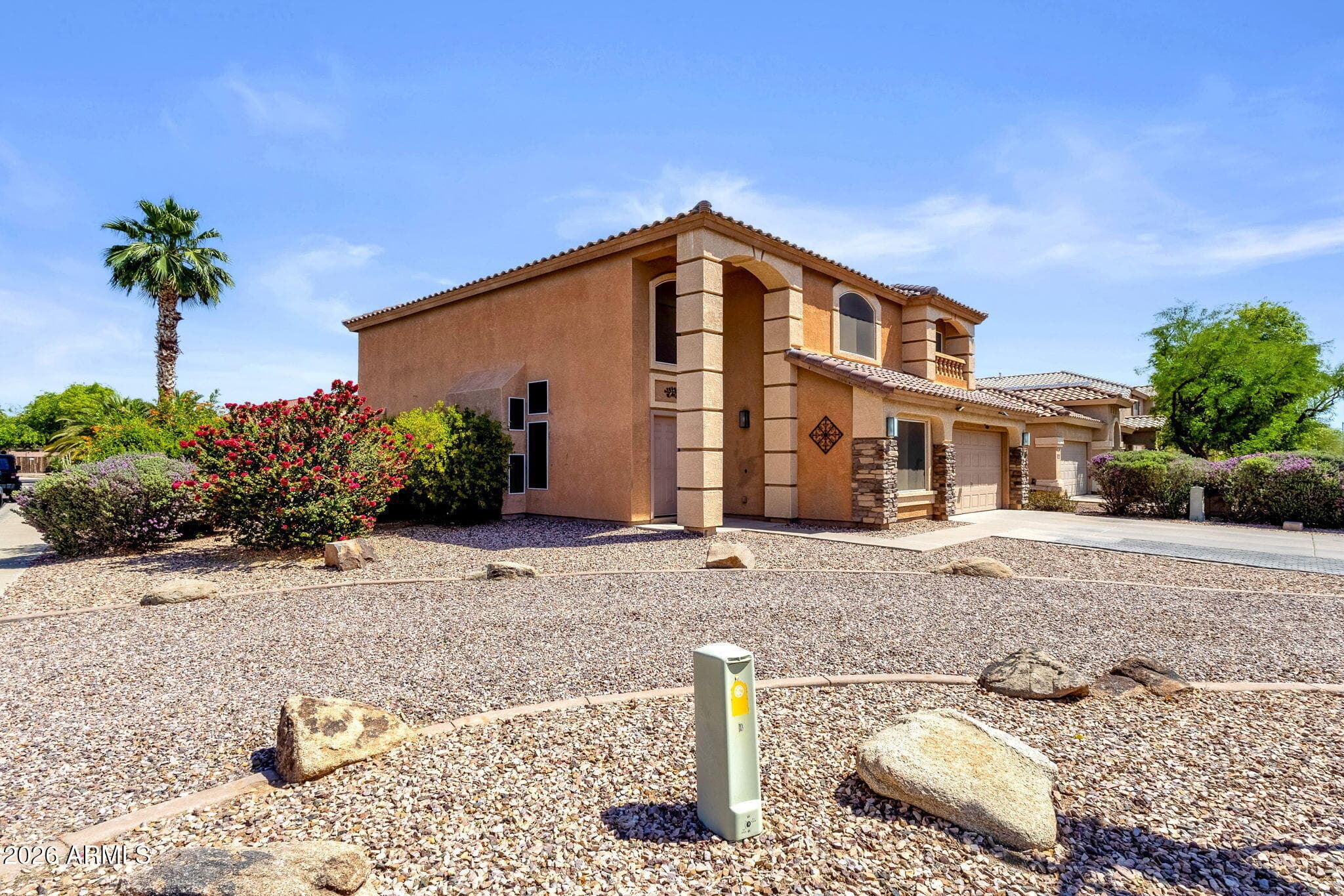 15652 W Calavar Rd — photo 1