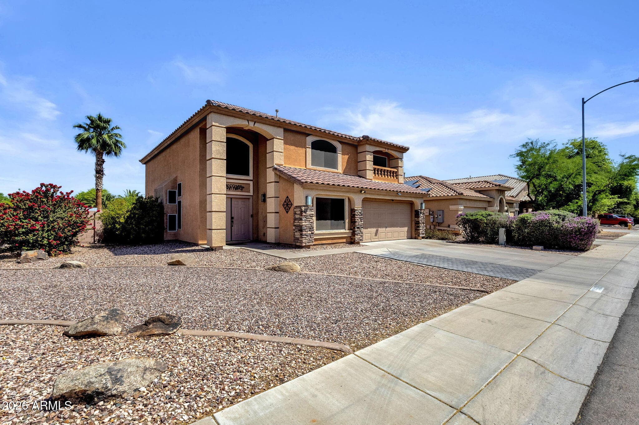 15652 W Calavar Rd — photo 2