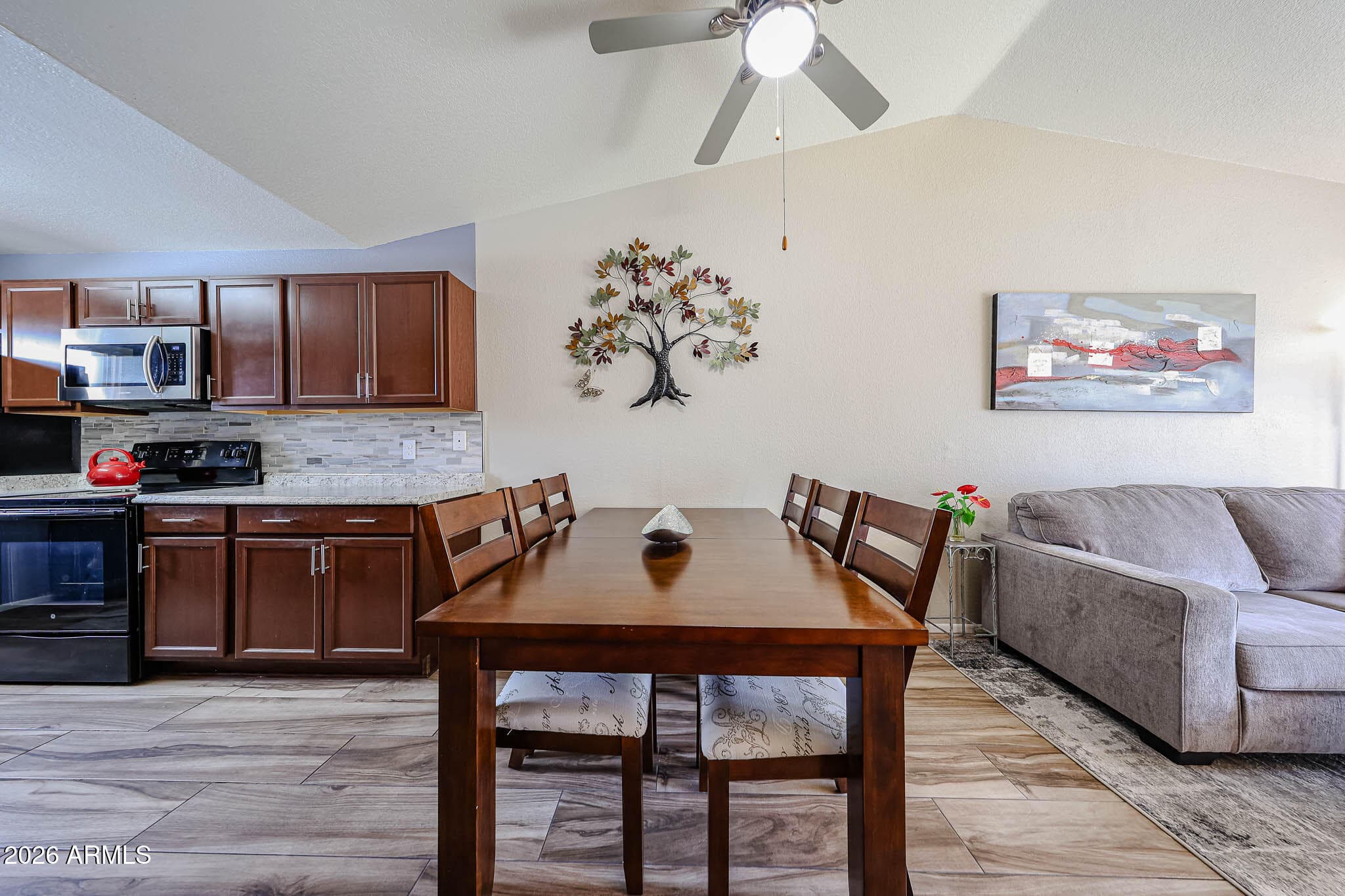 653 W Guadalupe Rd 2116 — photo 2
