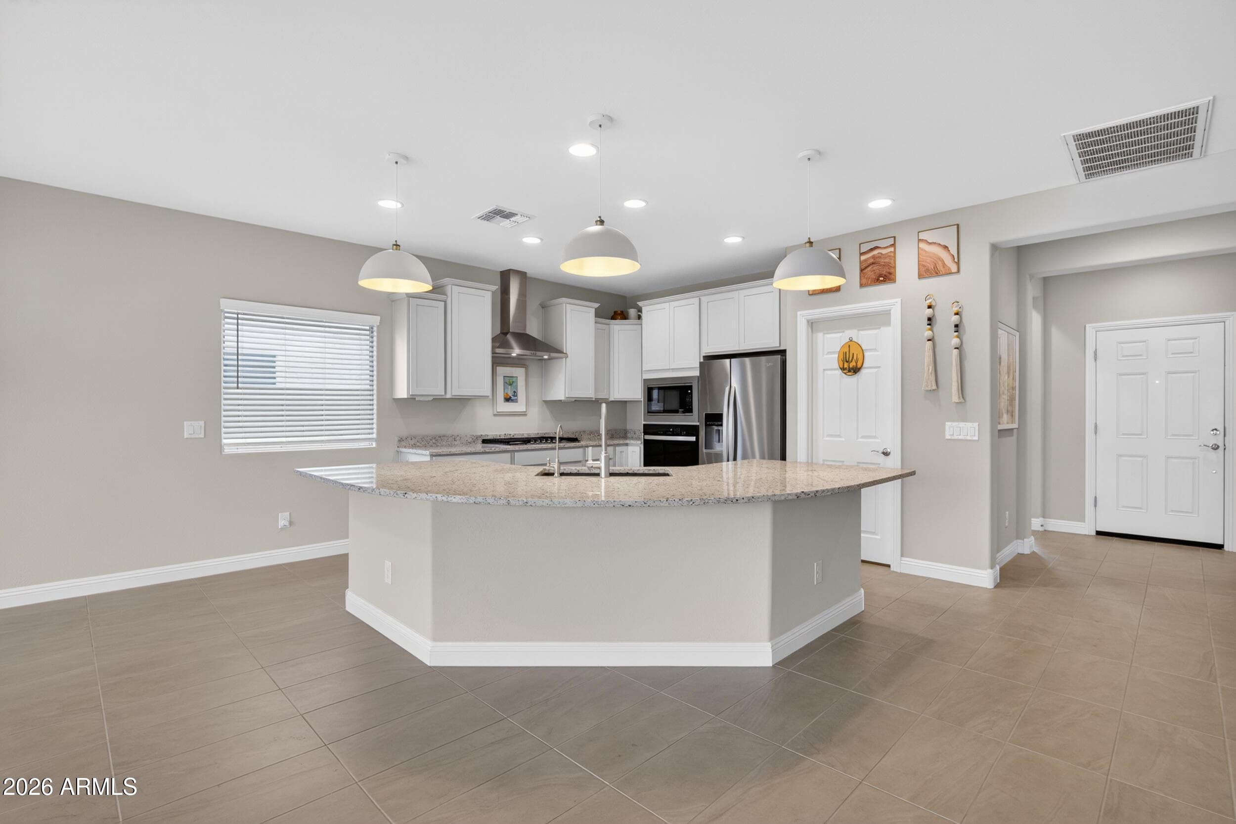 2869 N CORONADO DR - See more photos