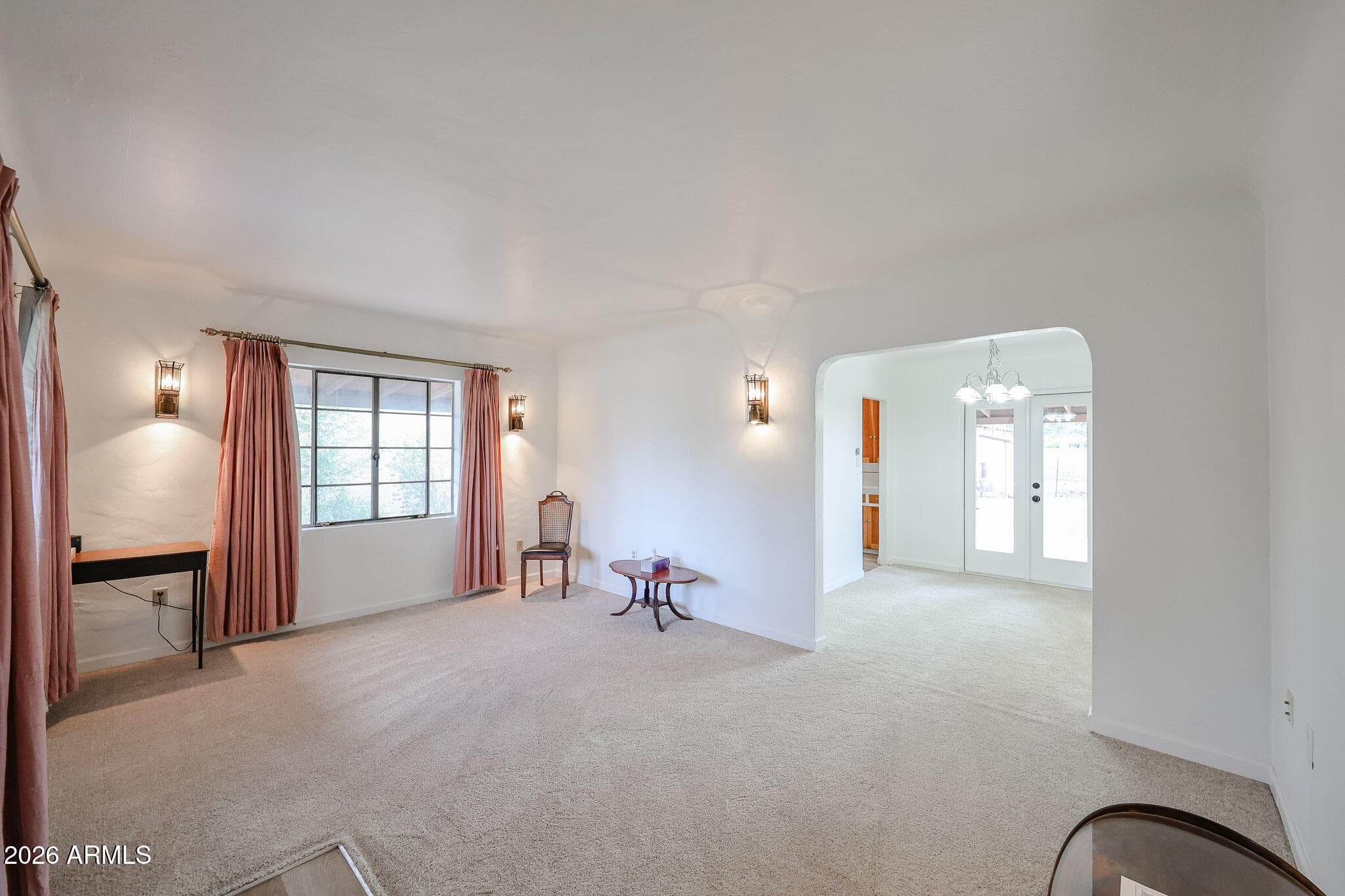 1834 N LAUREL AVE - See more photos