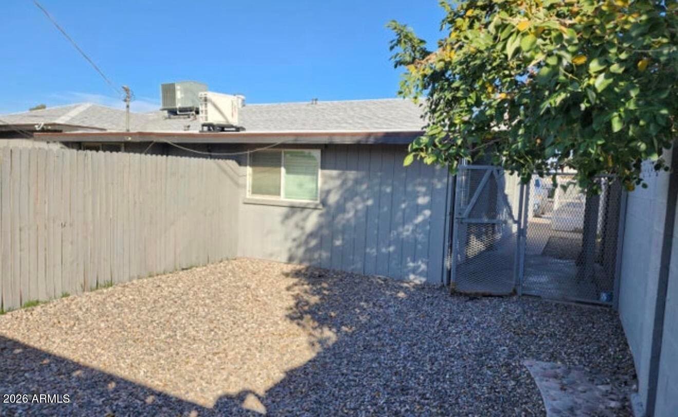 5820 N 35TH AVE - Photo 4