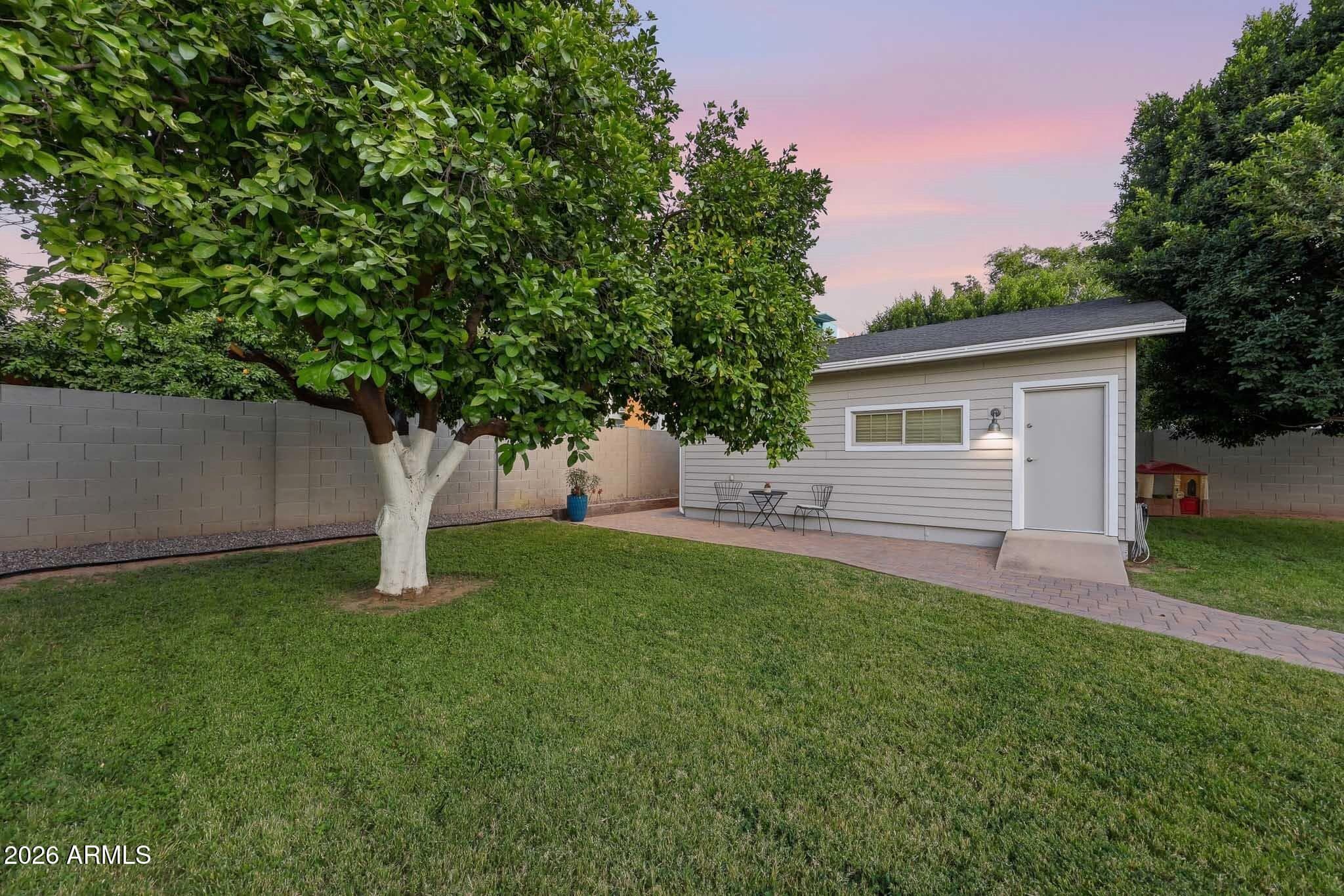 4523 N 35TH PL - Photo 5