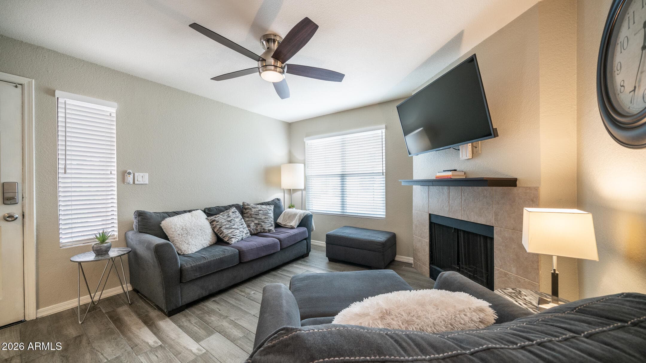 8787 E MOUNTAIN VIEW RD - Photo 4