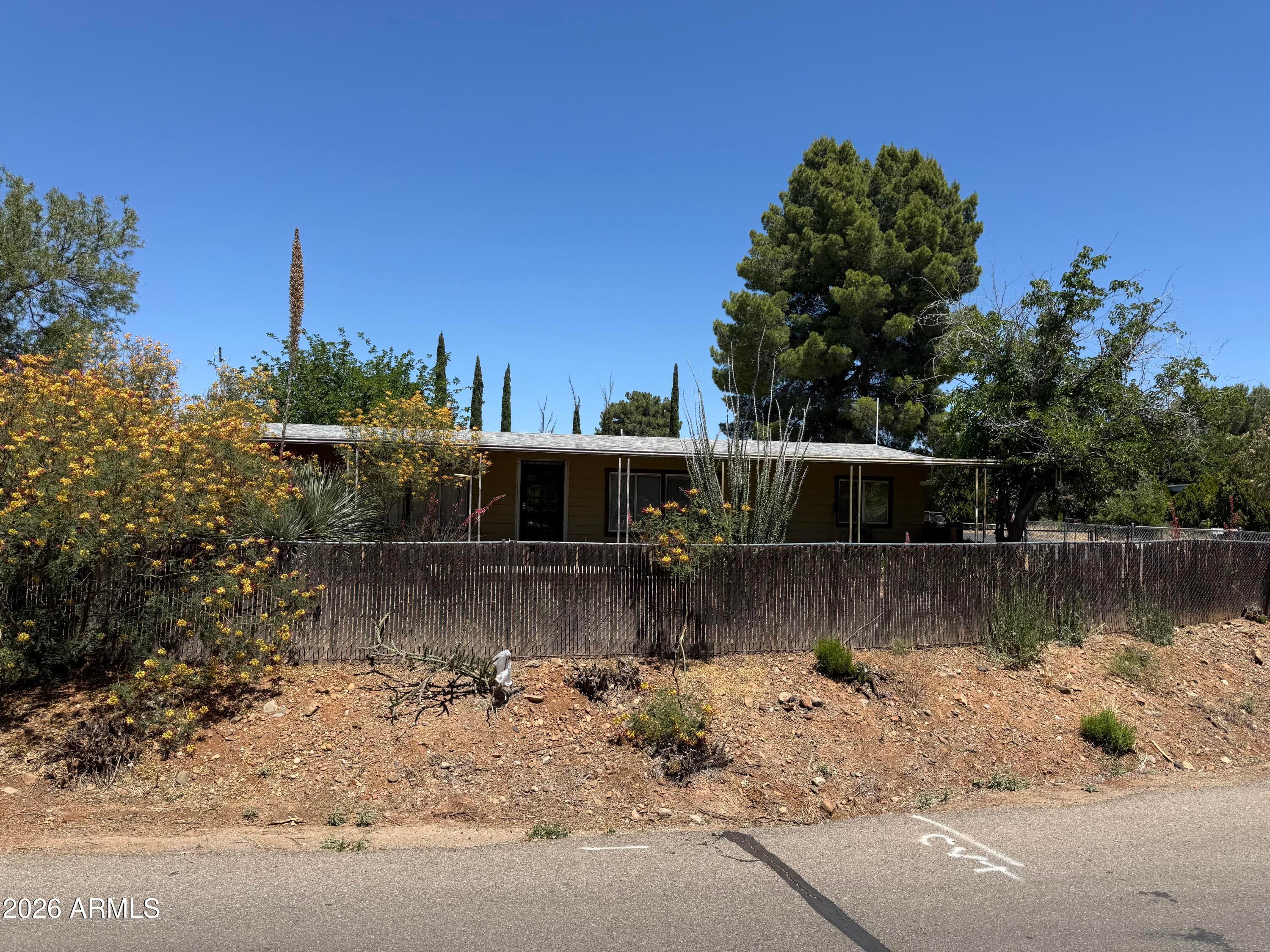 2724 S SUNSET DR - Photo 2
