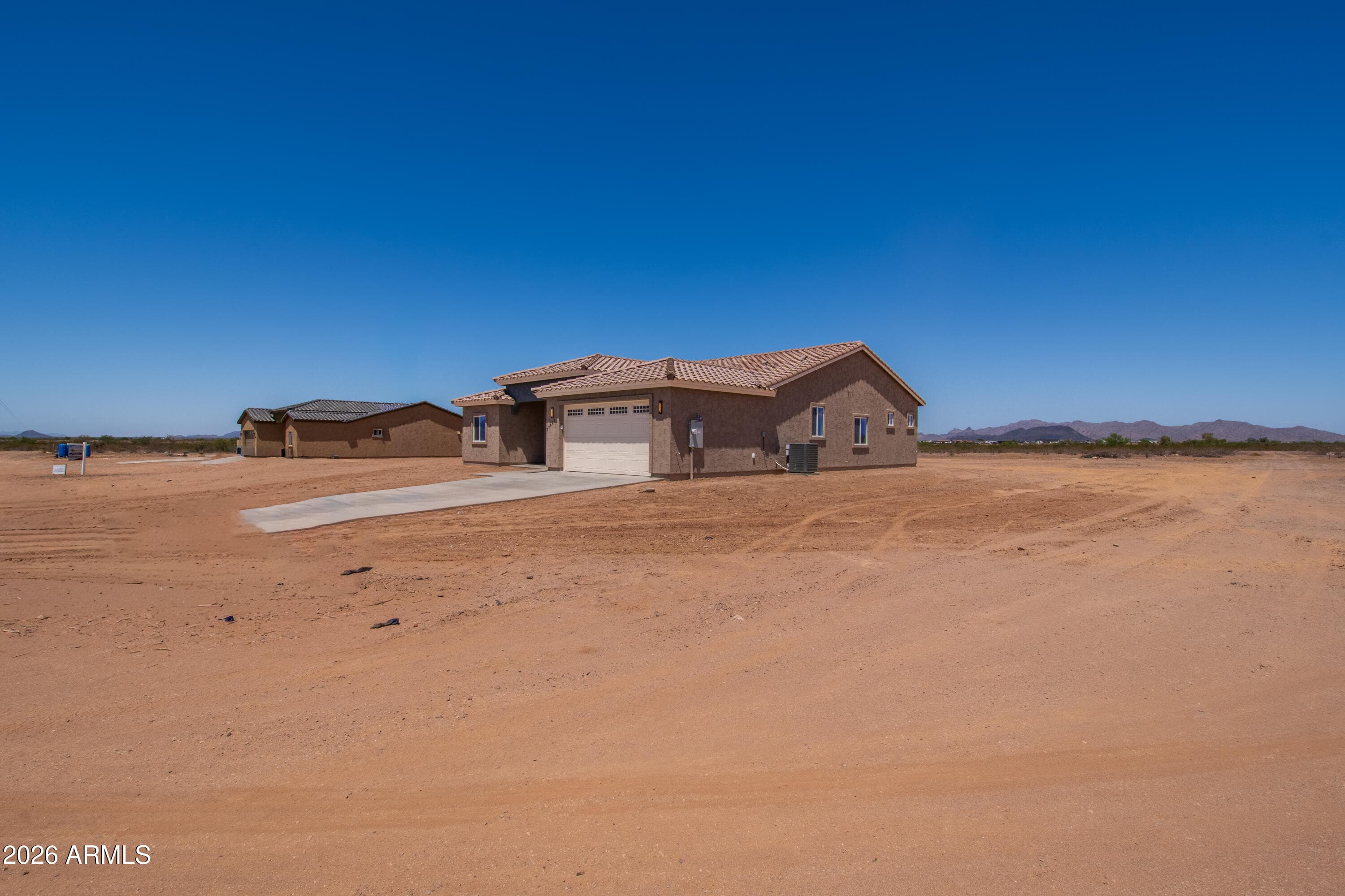 37597 W MARIPOSA ST - Photo 5