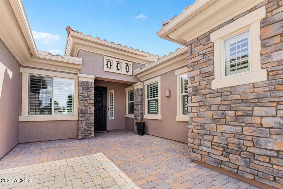 3555 E LANTANA DR - Photo 4