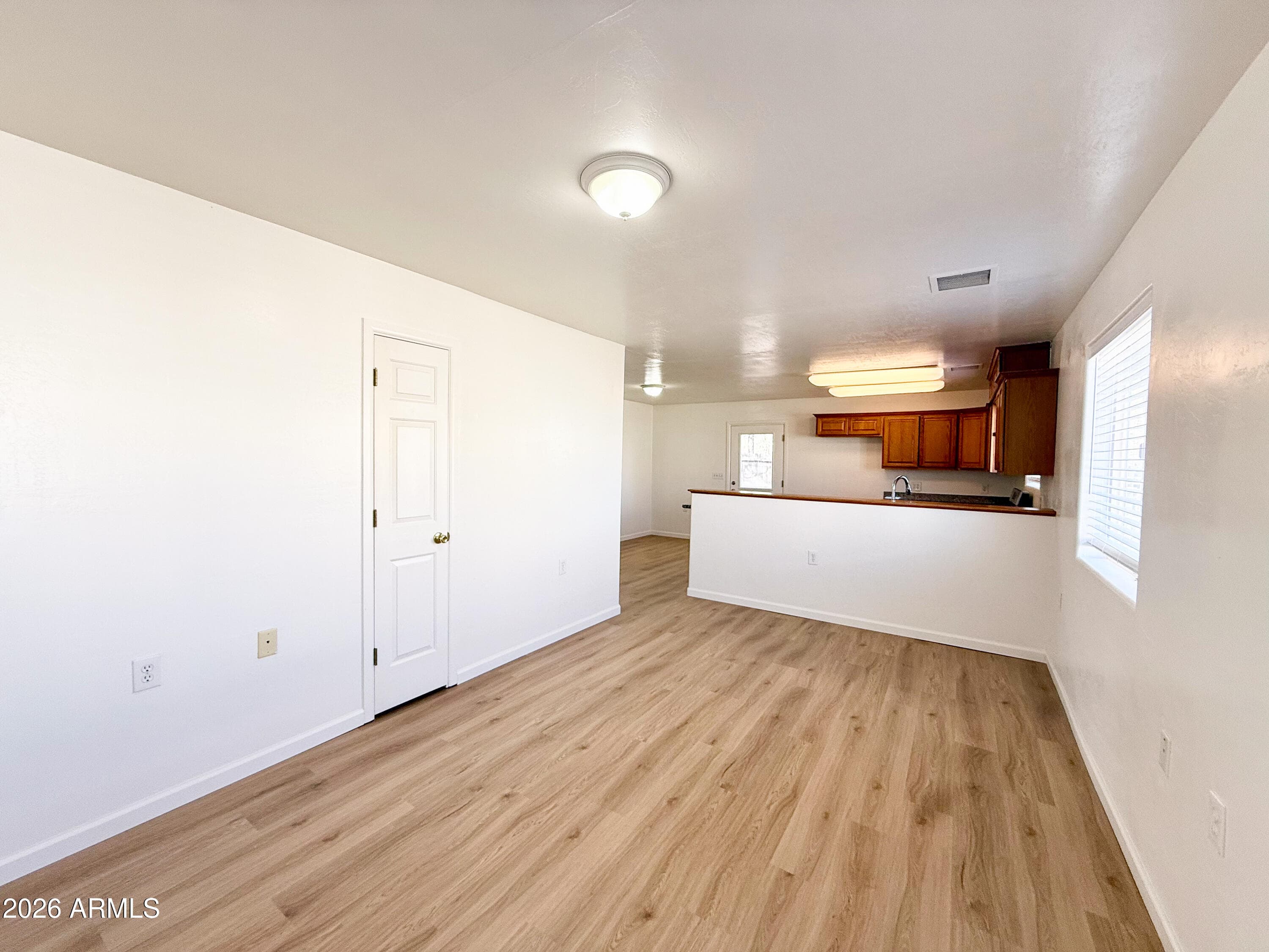 430 W LAKE LOUISE RD - Photo 3