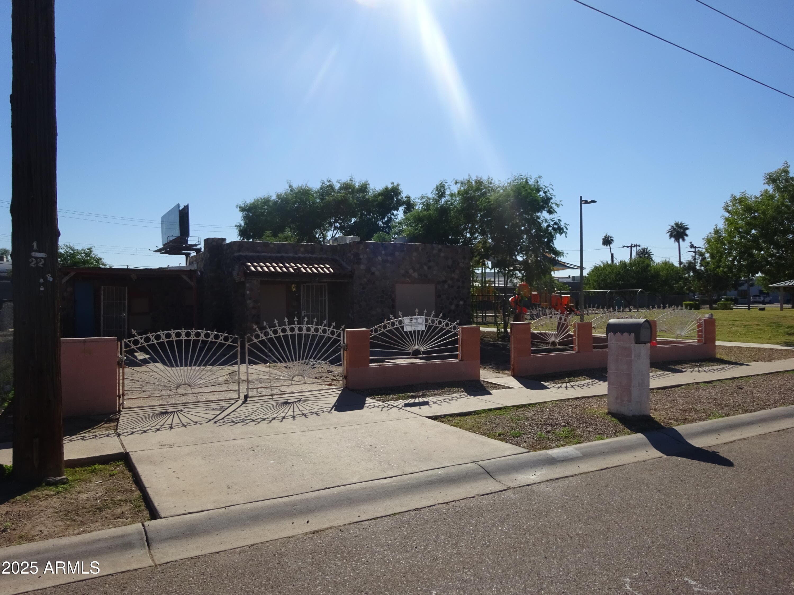 2821 E ADAMS ST - Photo 3