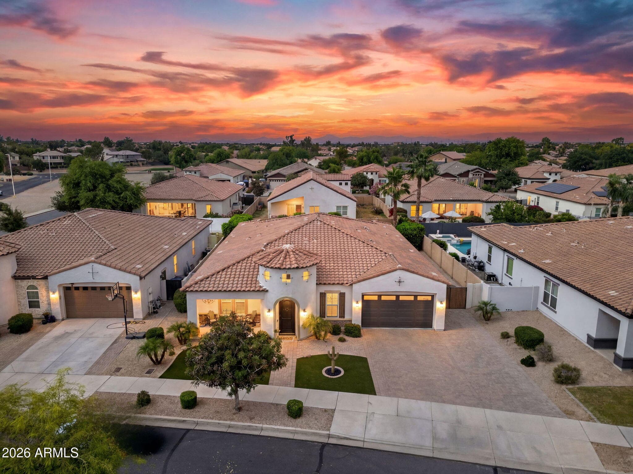 22138 E CREEKSIDE DR - Photo 2