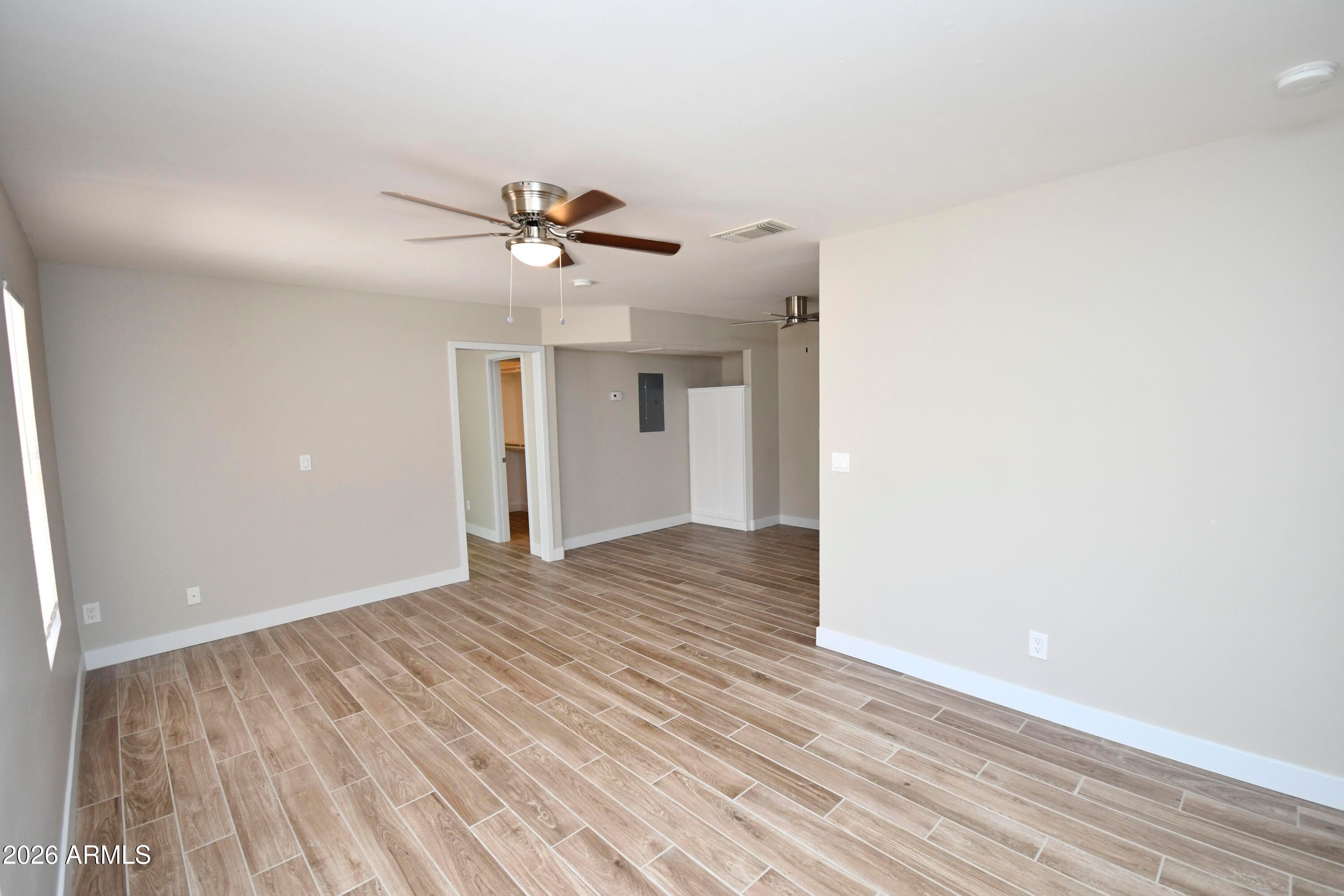 3511 E BASELINE RD - Photo 4
