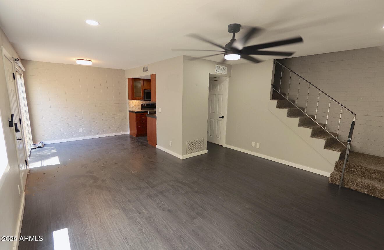 1012 N 85th Pl — photo 2