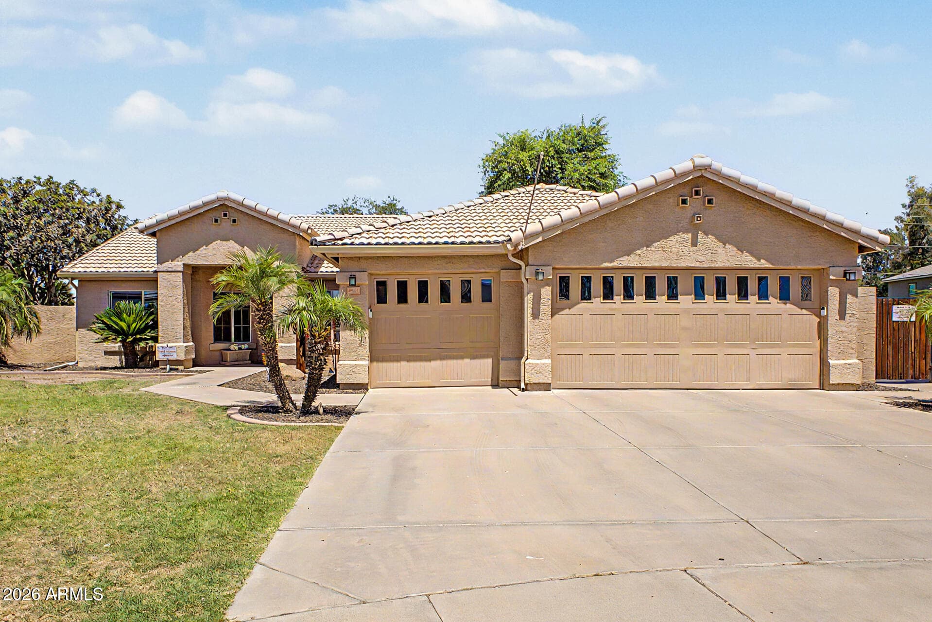 6844 W Columbine Dr — photo 2