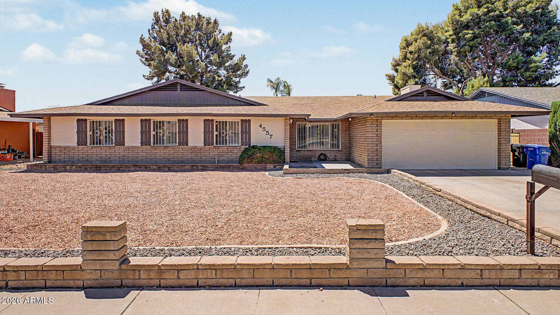 4557 W COLUMBINE DR - Photo 1