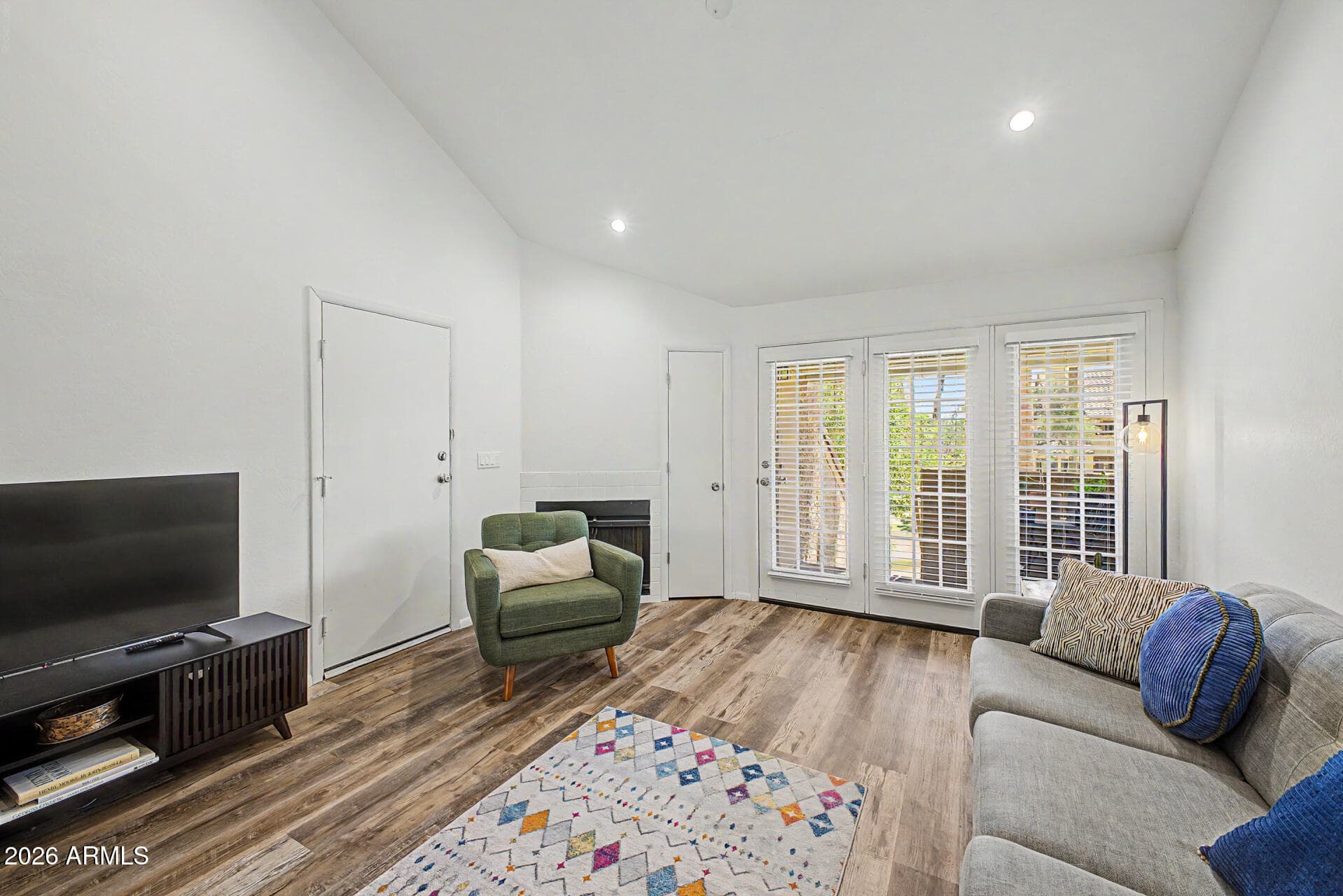 4901 S CALLE LOS CERROS DR - See more photos