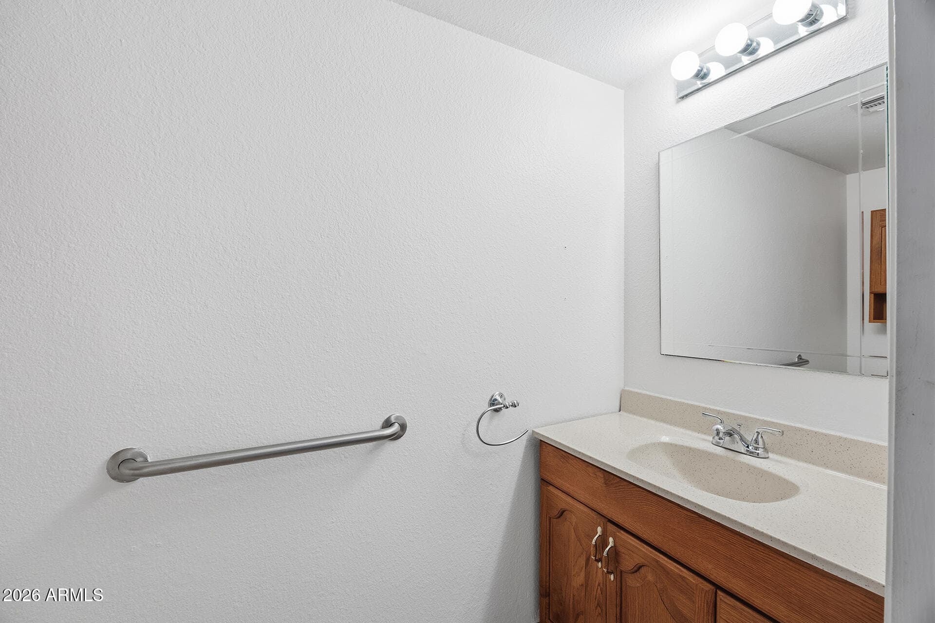 5704 E AIRE LIBRE AVE - Photo 4