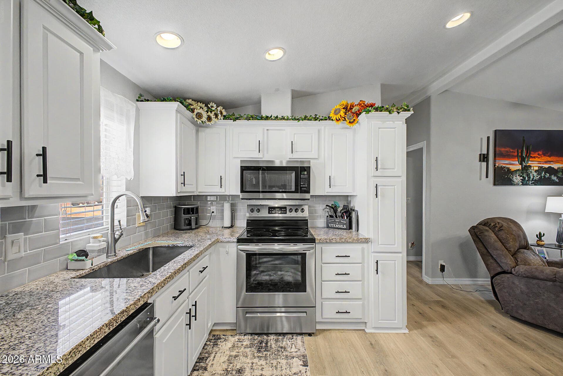 17506 W VAN BUREN ST - Photo 3