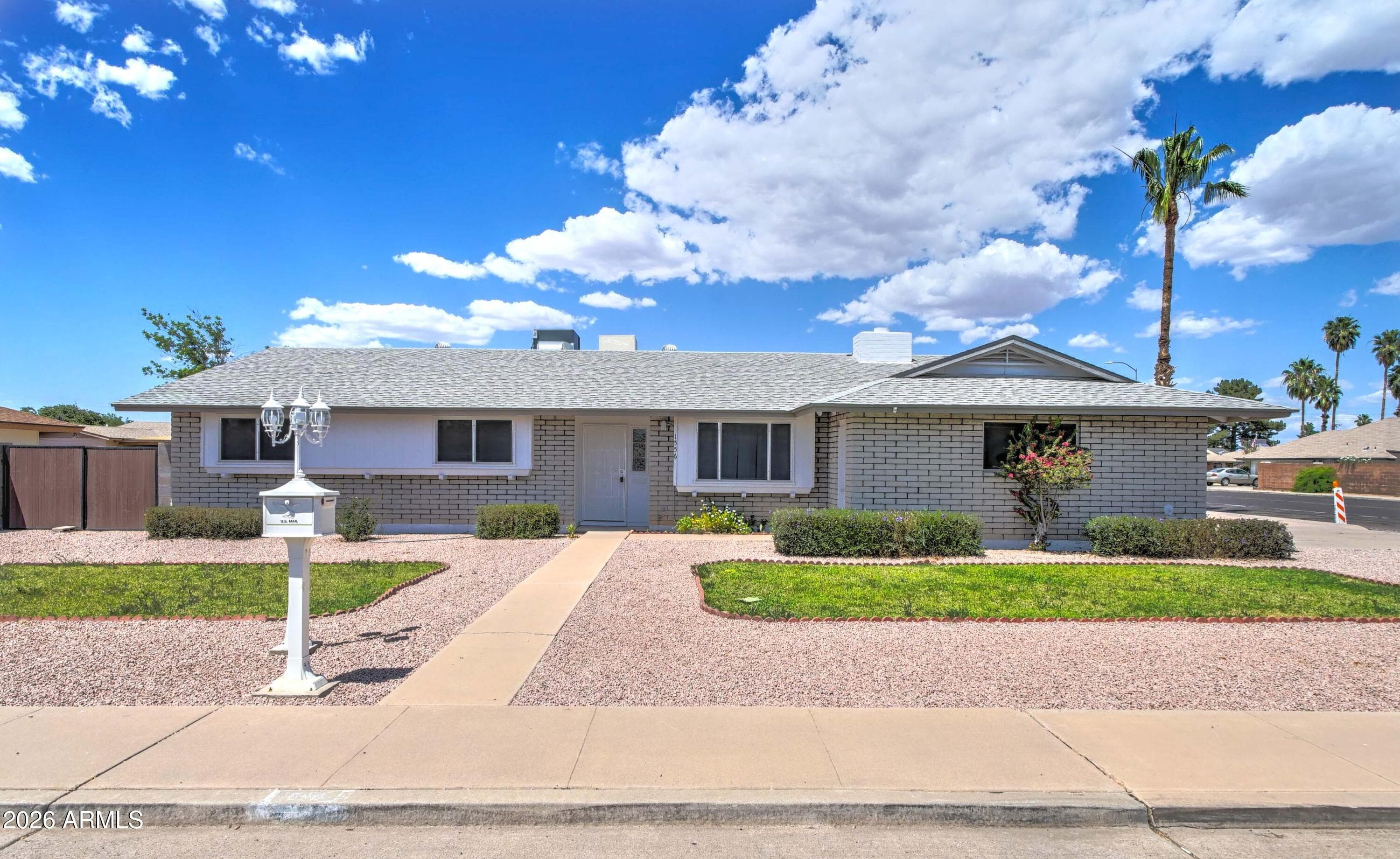1556 E GLADE AVE - Photo 1