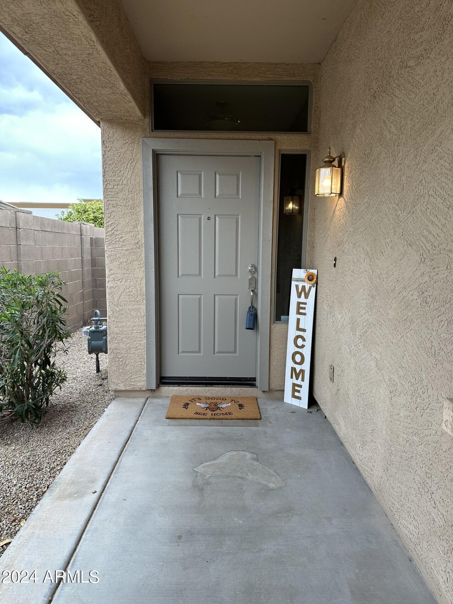 44456 W Eddie Way — photo 2