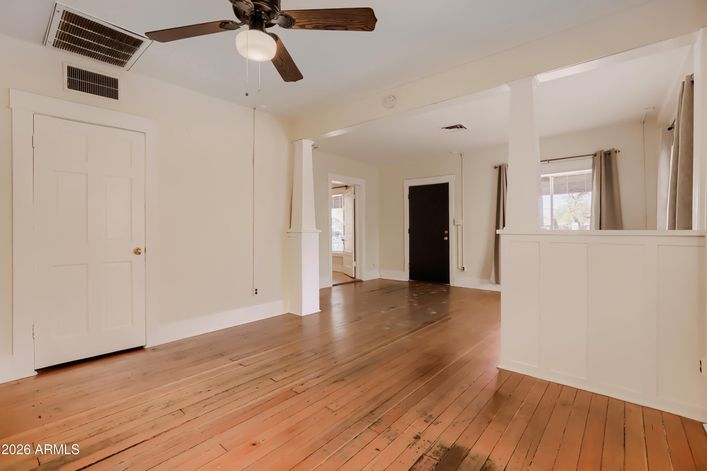 2518 N MITCHELL ST - Photo 5