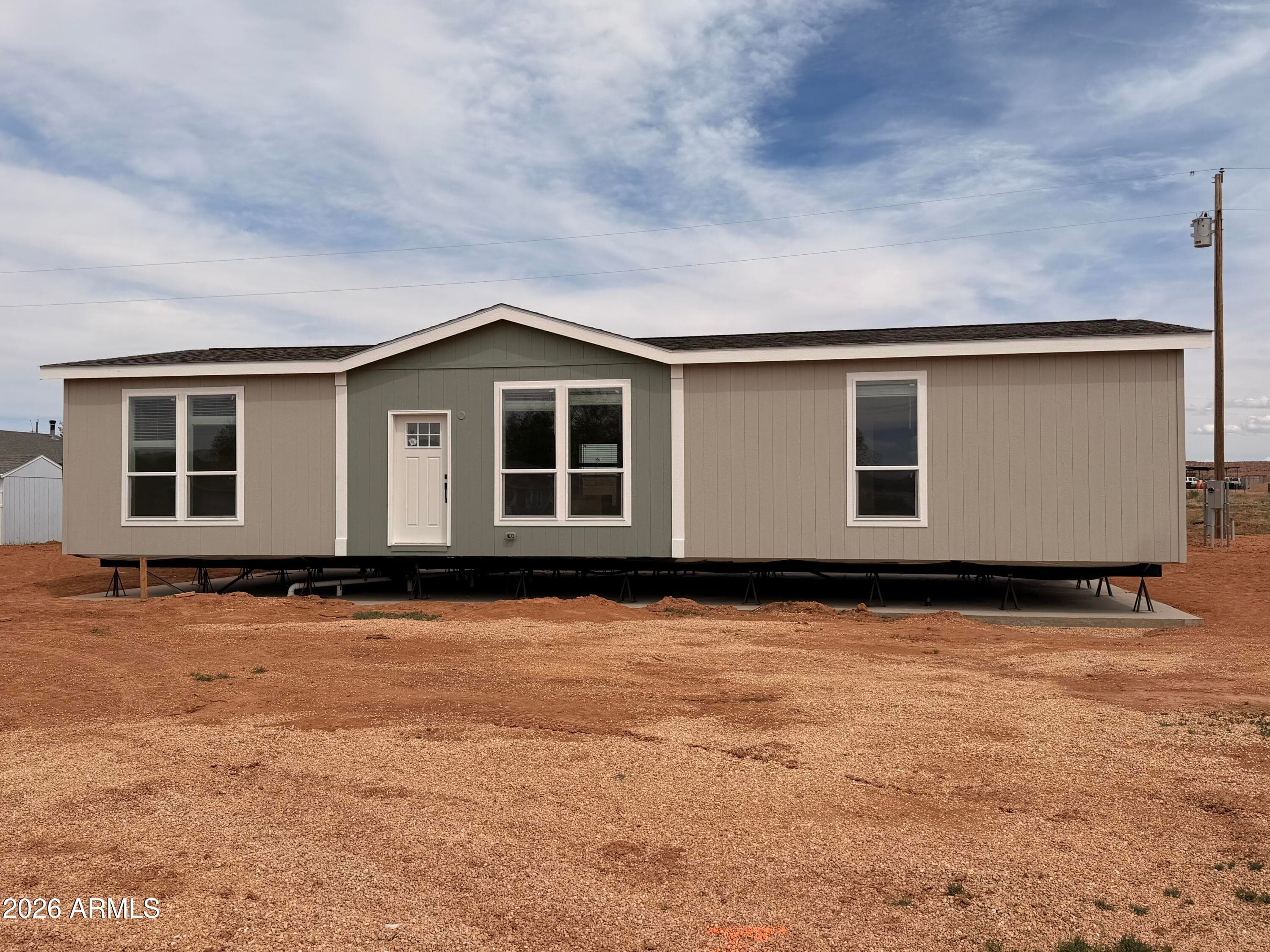 334 N MANZANITA WAY - Photo 1