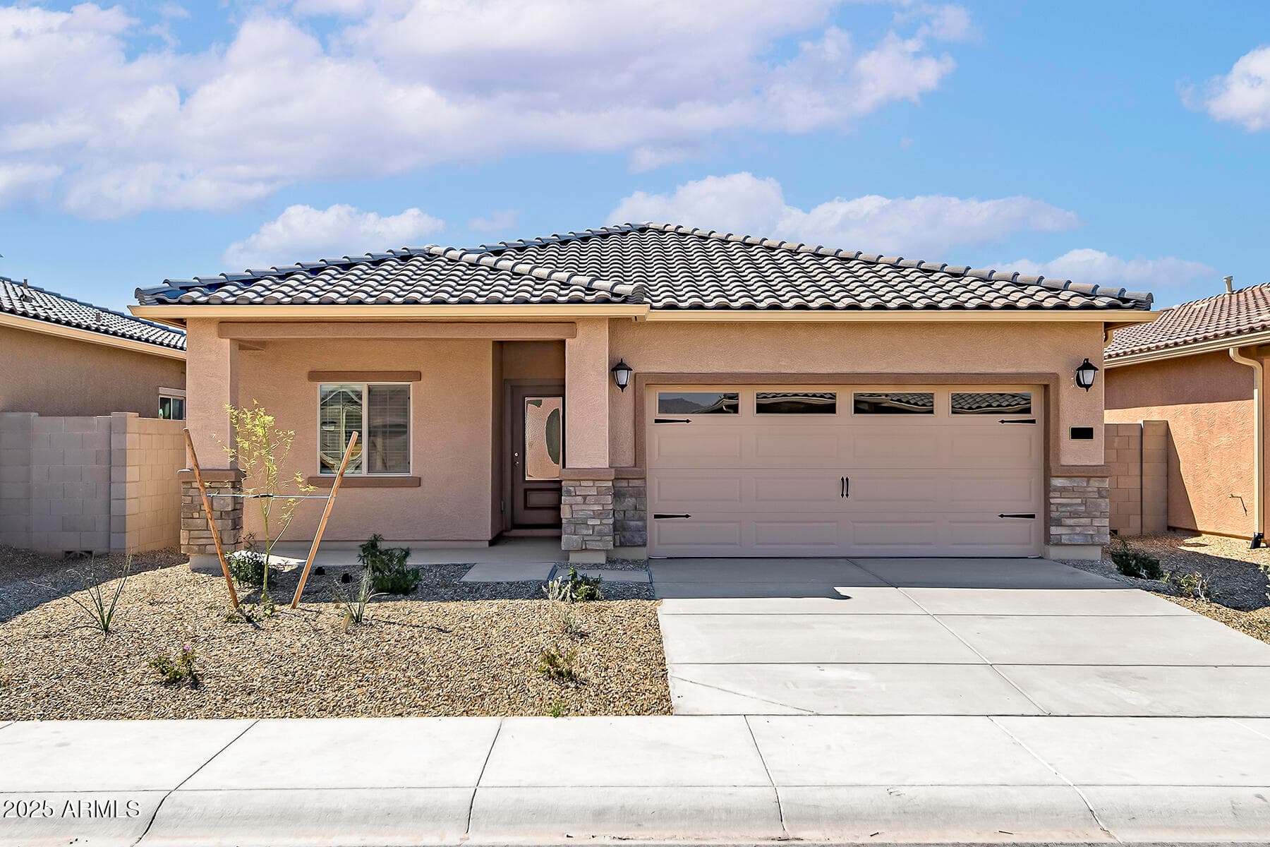 6600 S 246th Ln — photo 1