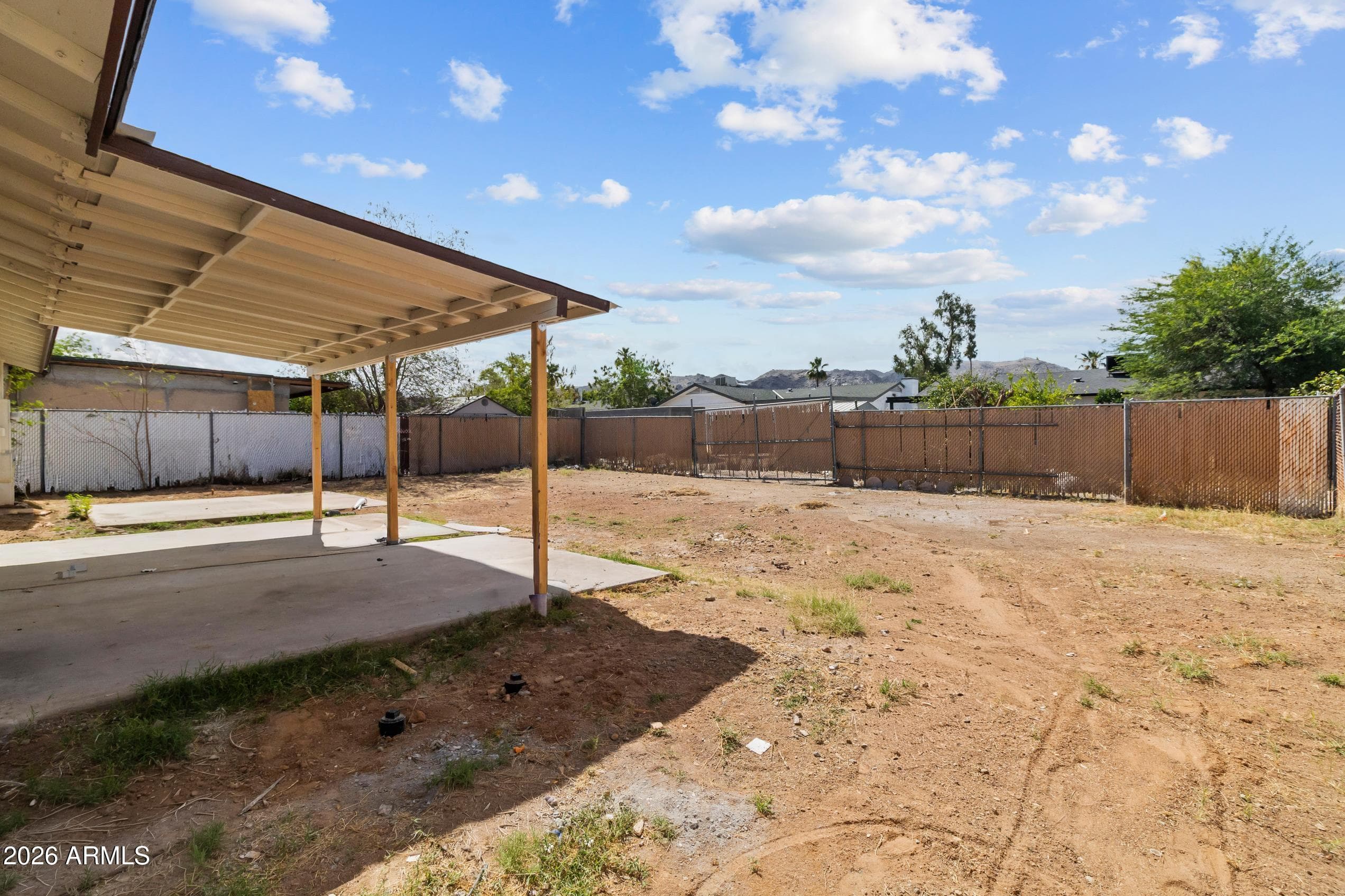 231 W Winston Dr — photo 15