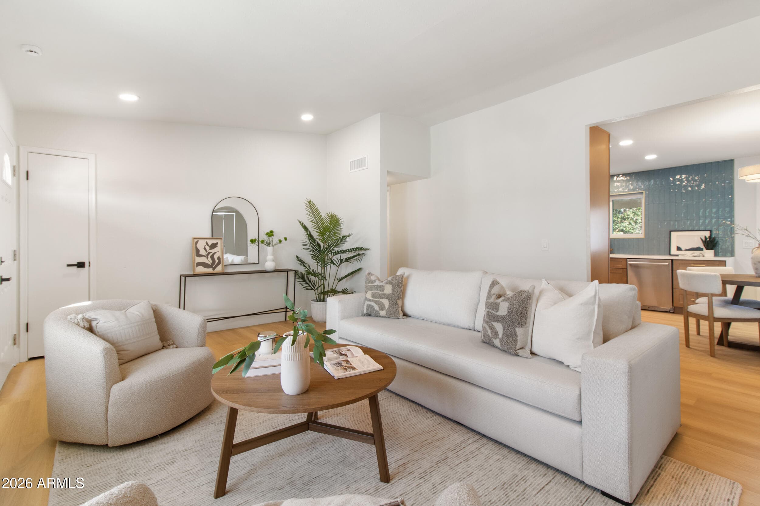 2125 E CINDY ST - Photo 3