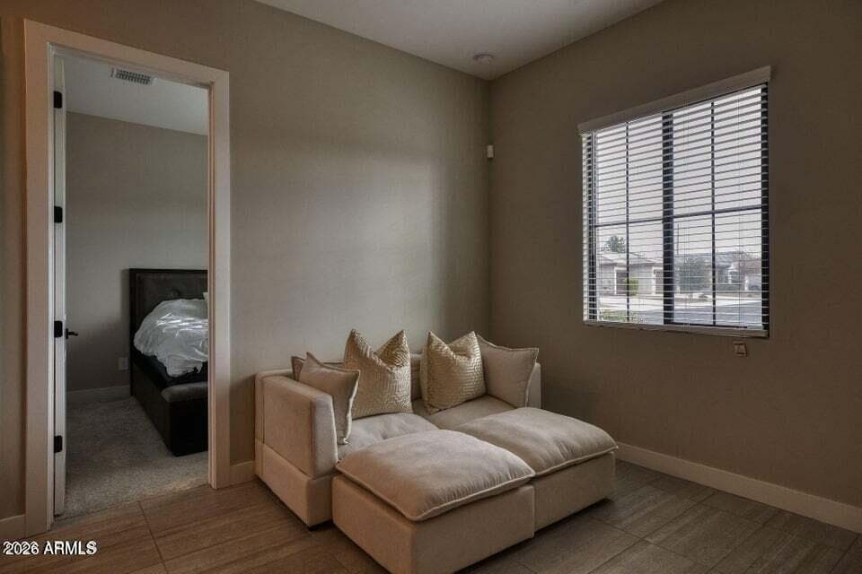 7434 N 80TH LN - Photo 5