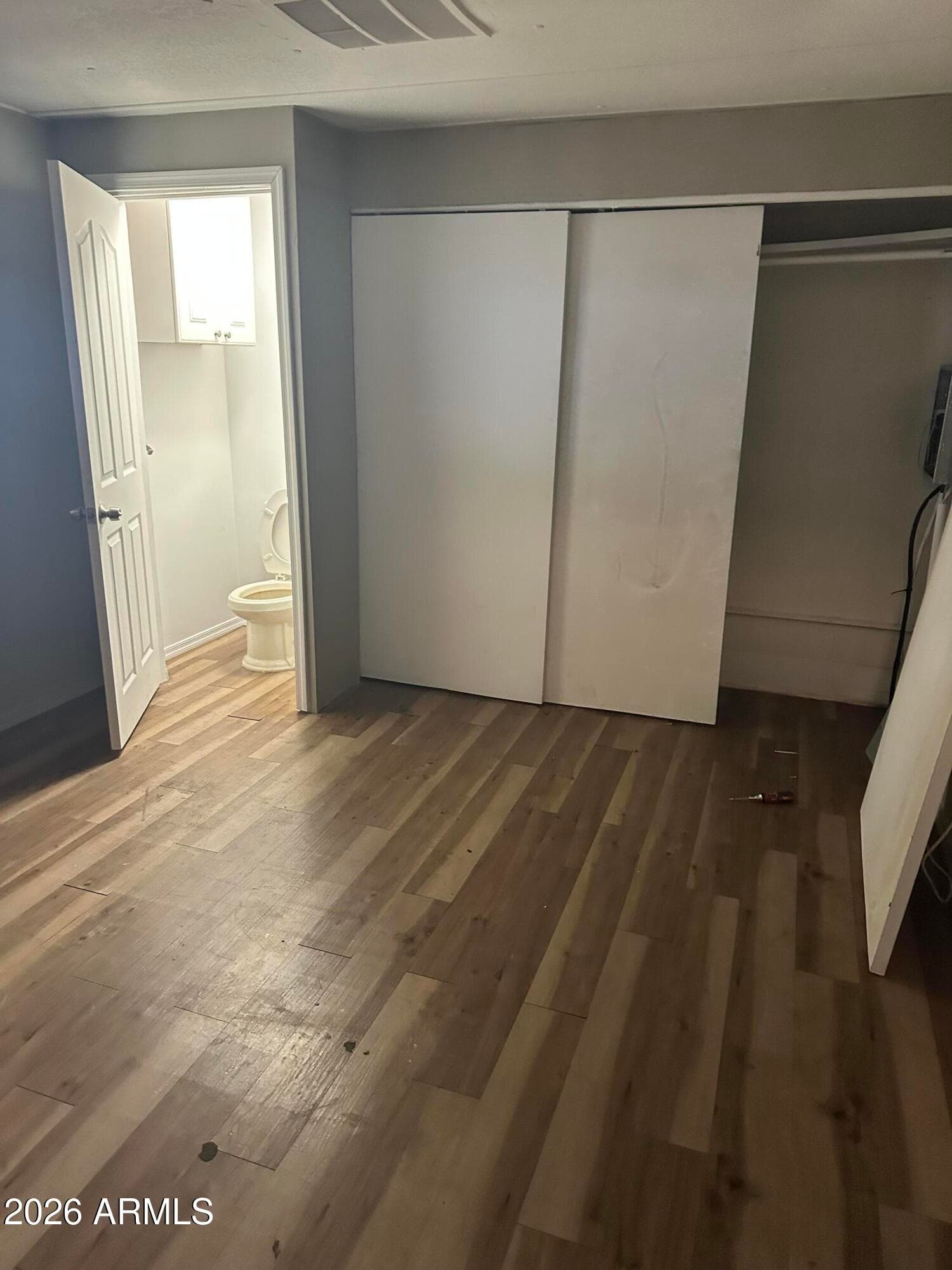 3140 W GLENDALE AVE - Photo 3