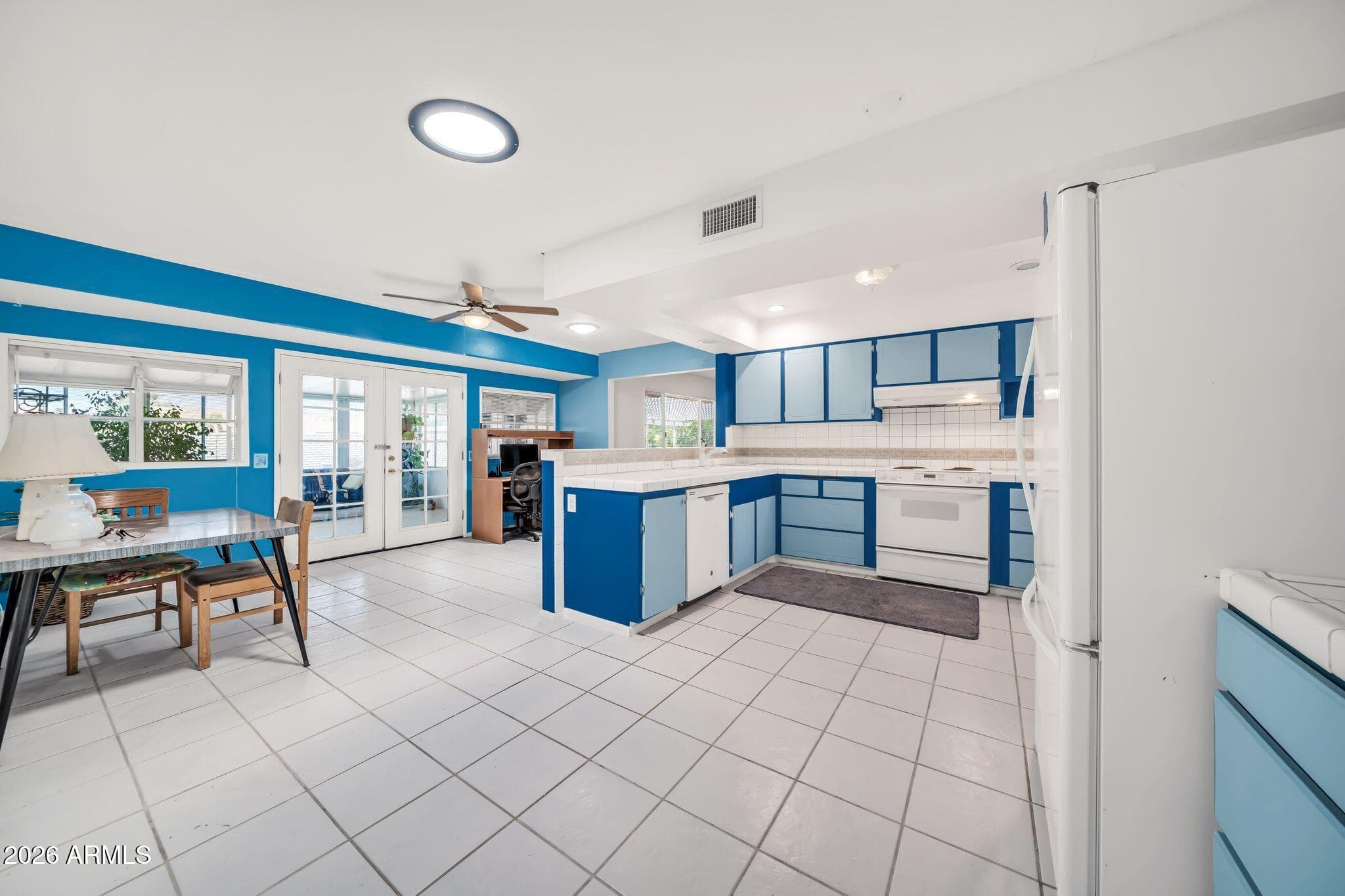 17410 N 125TH AVE - Photo 4