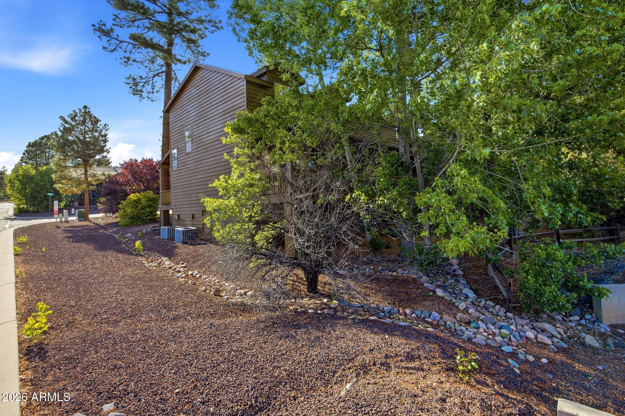 5841 Saturn Dr — photo 27