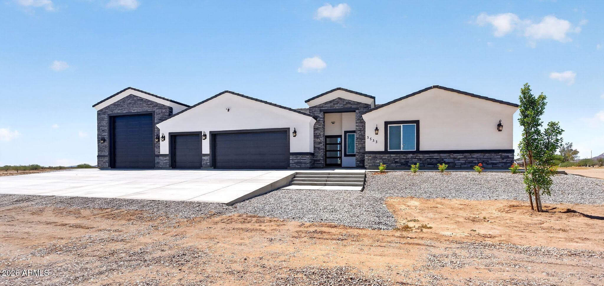 3533 N Saddle Vista Rd — photo 1