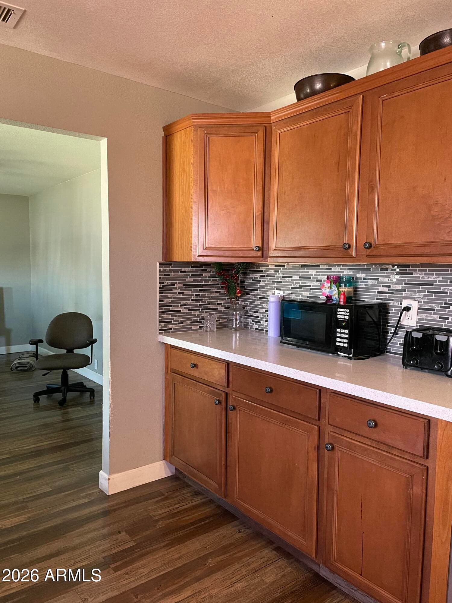 2102 N 50TH LN - Photo 12