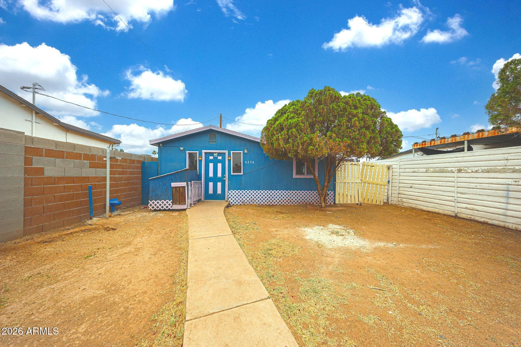 4236 N 31ST DR - Photo 3