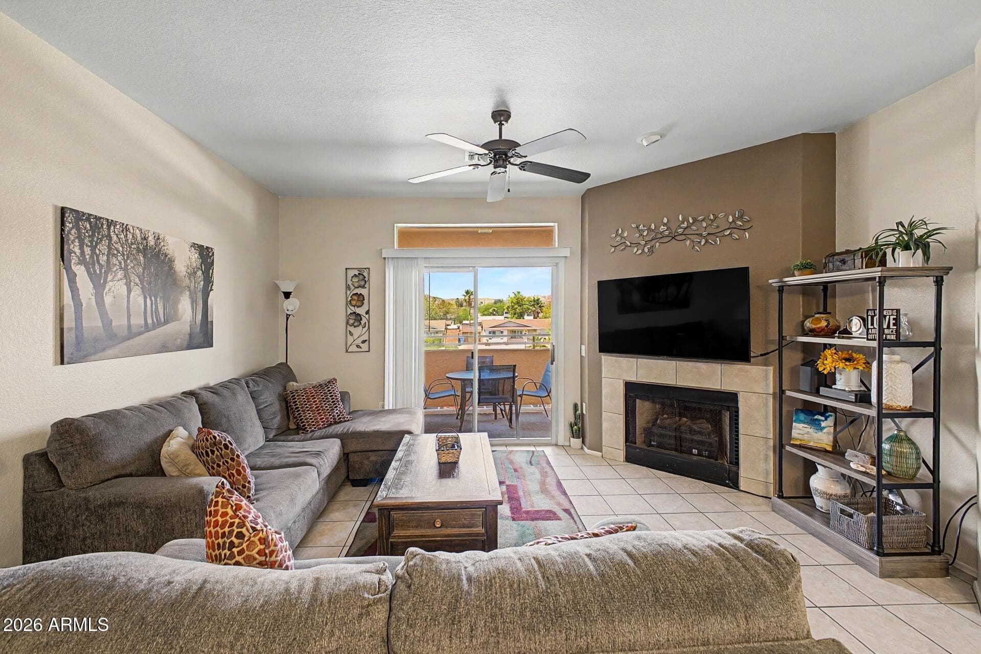 10410 N CAVE CREEK RD - Photo 1