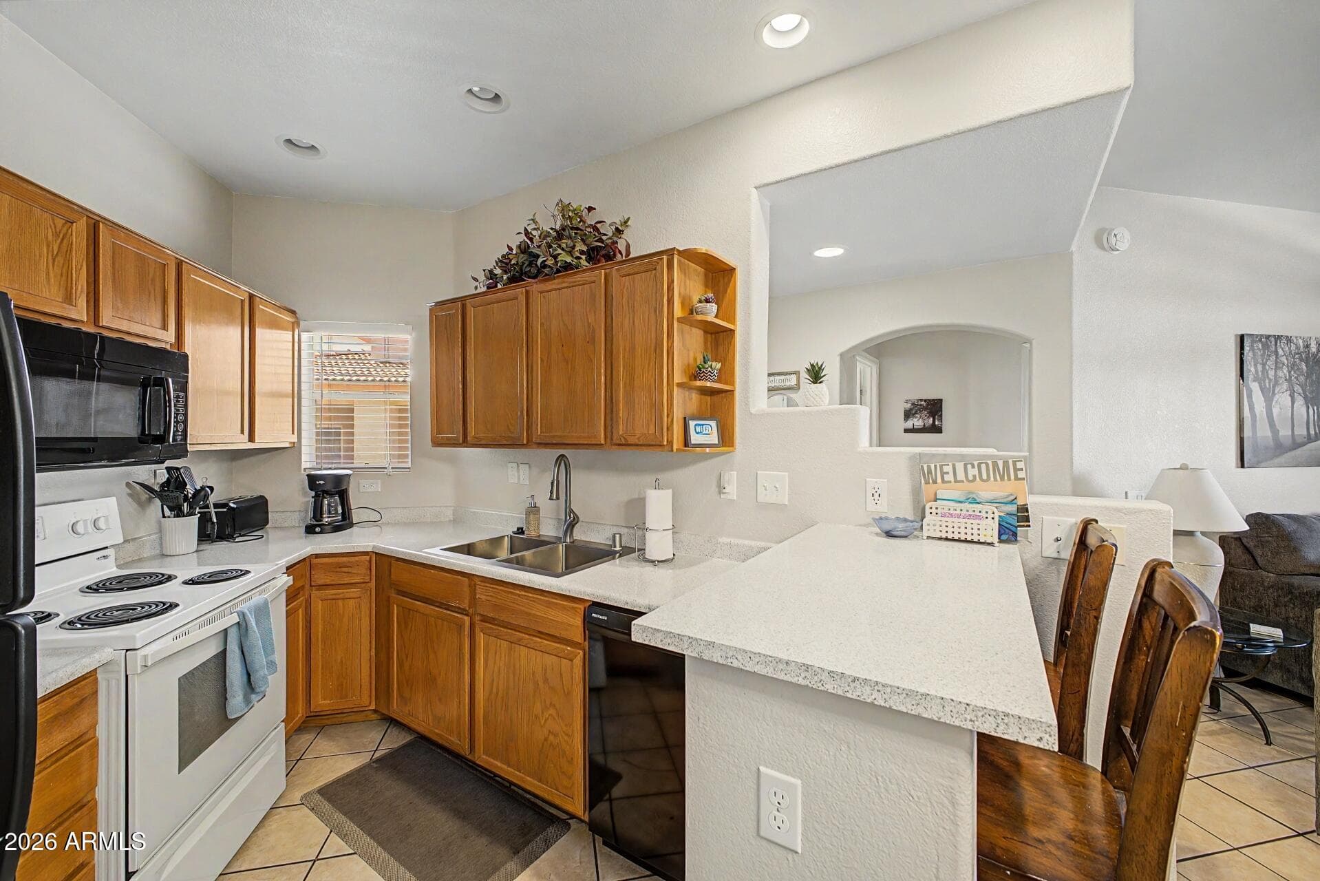 10410 N CAVE CREEK RD - Photo 5