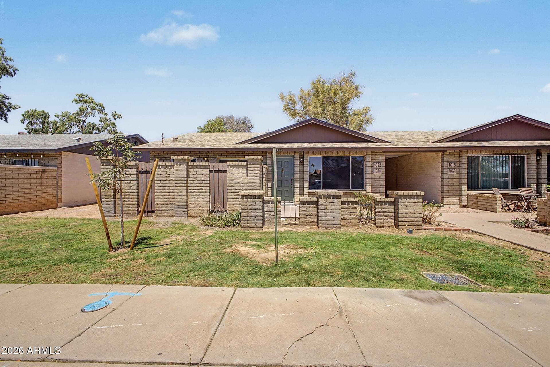 1022 W Malibu Dr — photo 1