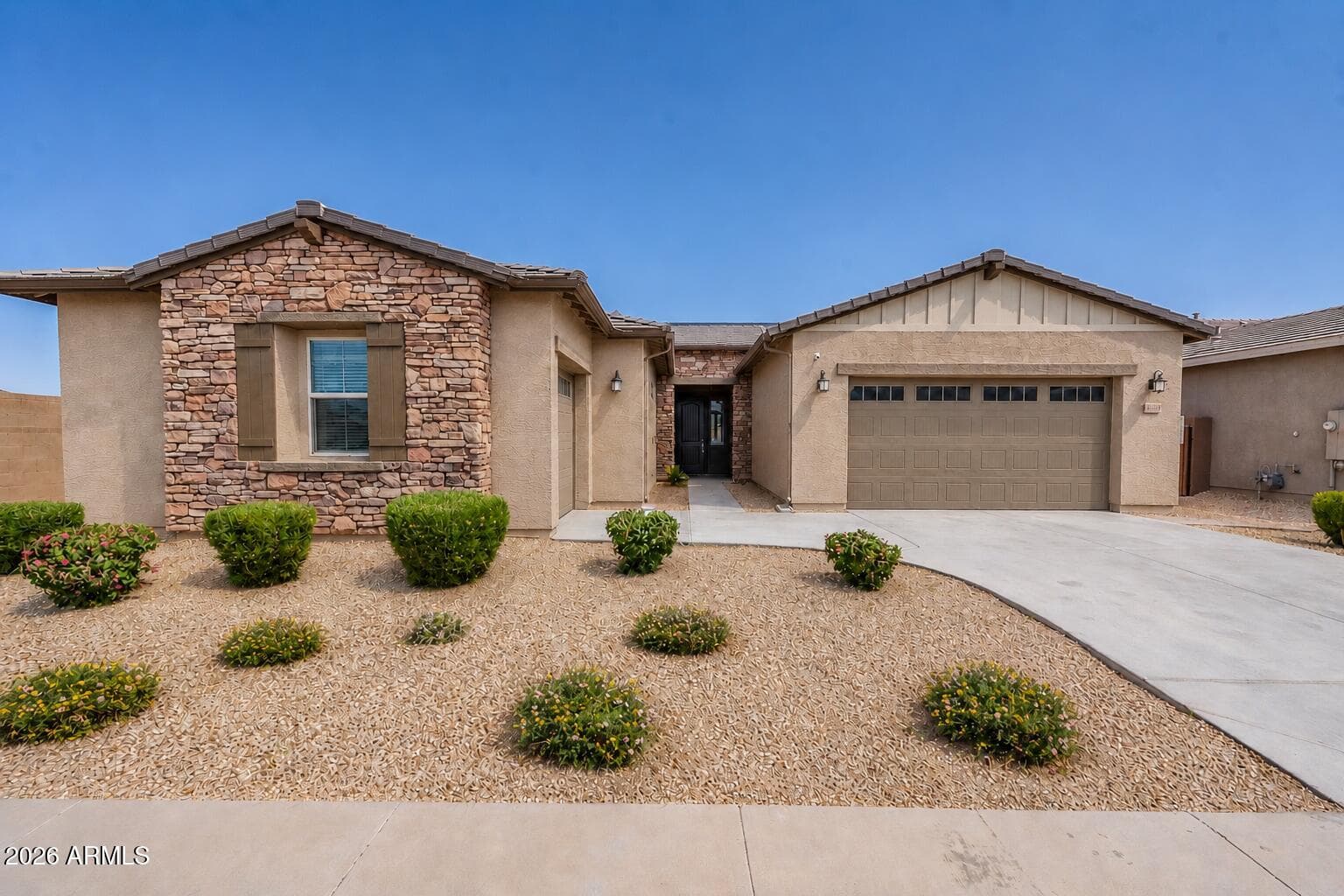 18934 W Sierra St — photo 1